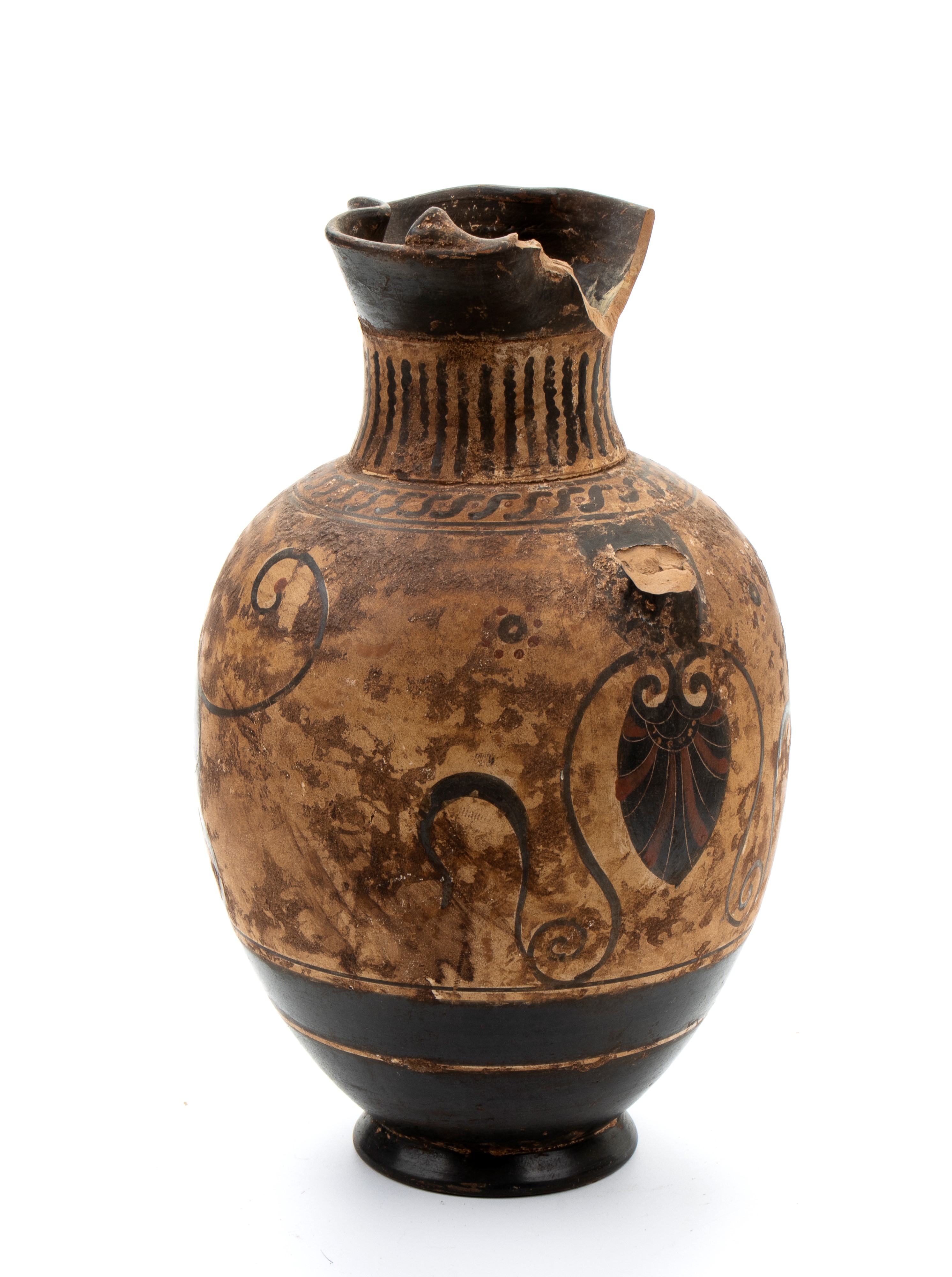 Oinochoe in Ceramica Arcaica a Figure Nere con Scene Venatorie e Becco Carenato