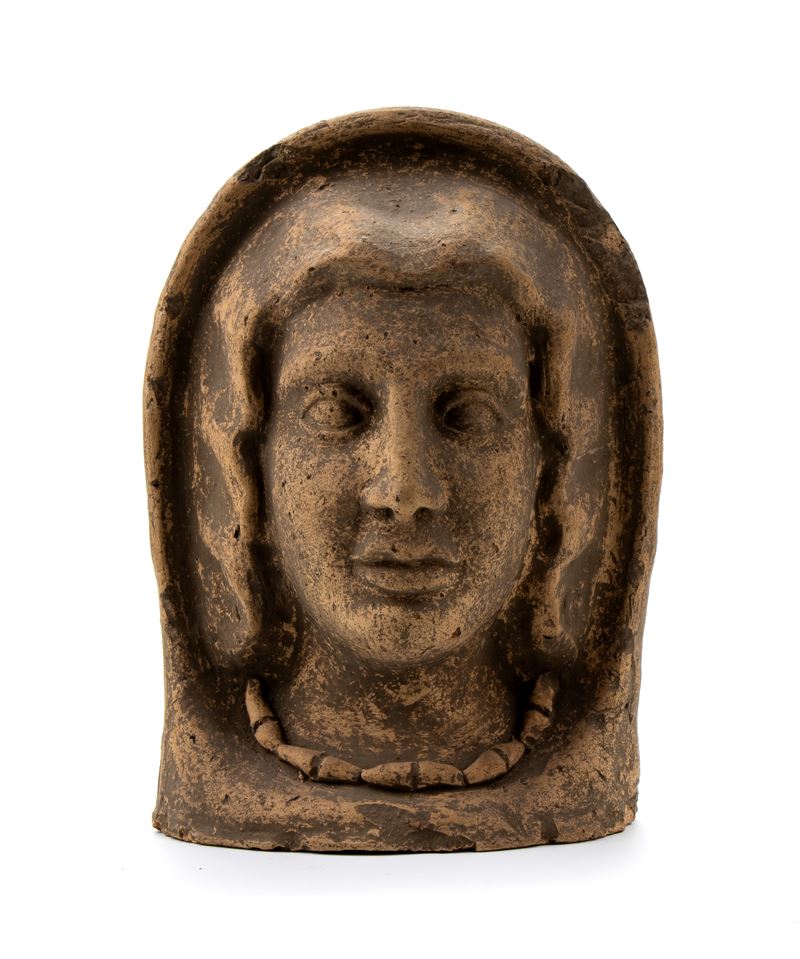 Antefissa in terracotta con testa femminile