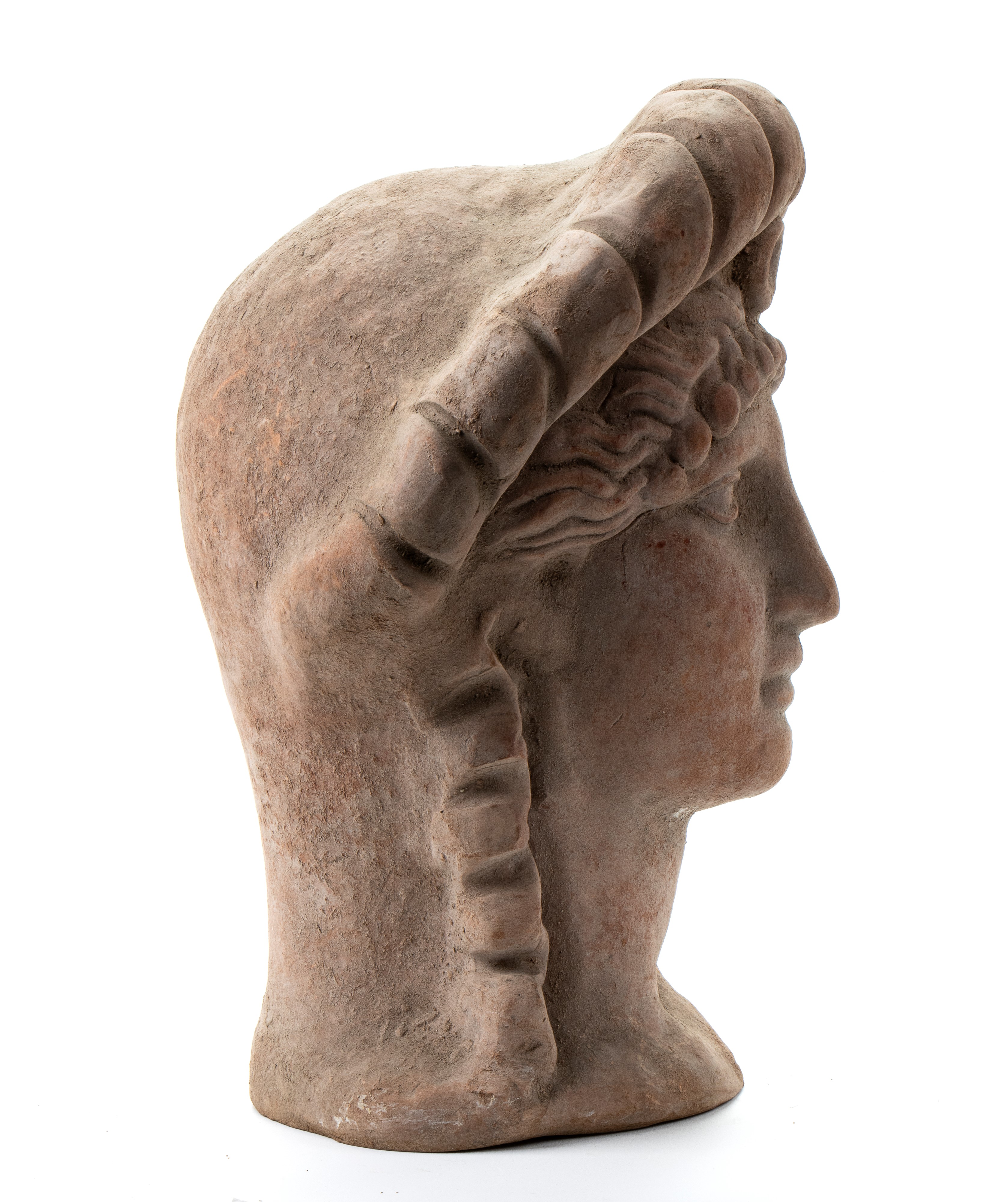 Coppia di antefisse in terracotta rappresentanti teste muliebri
