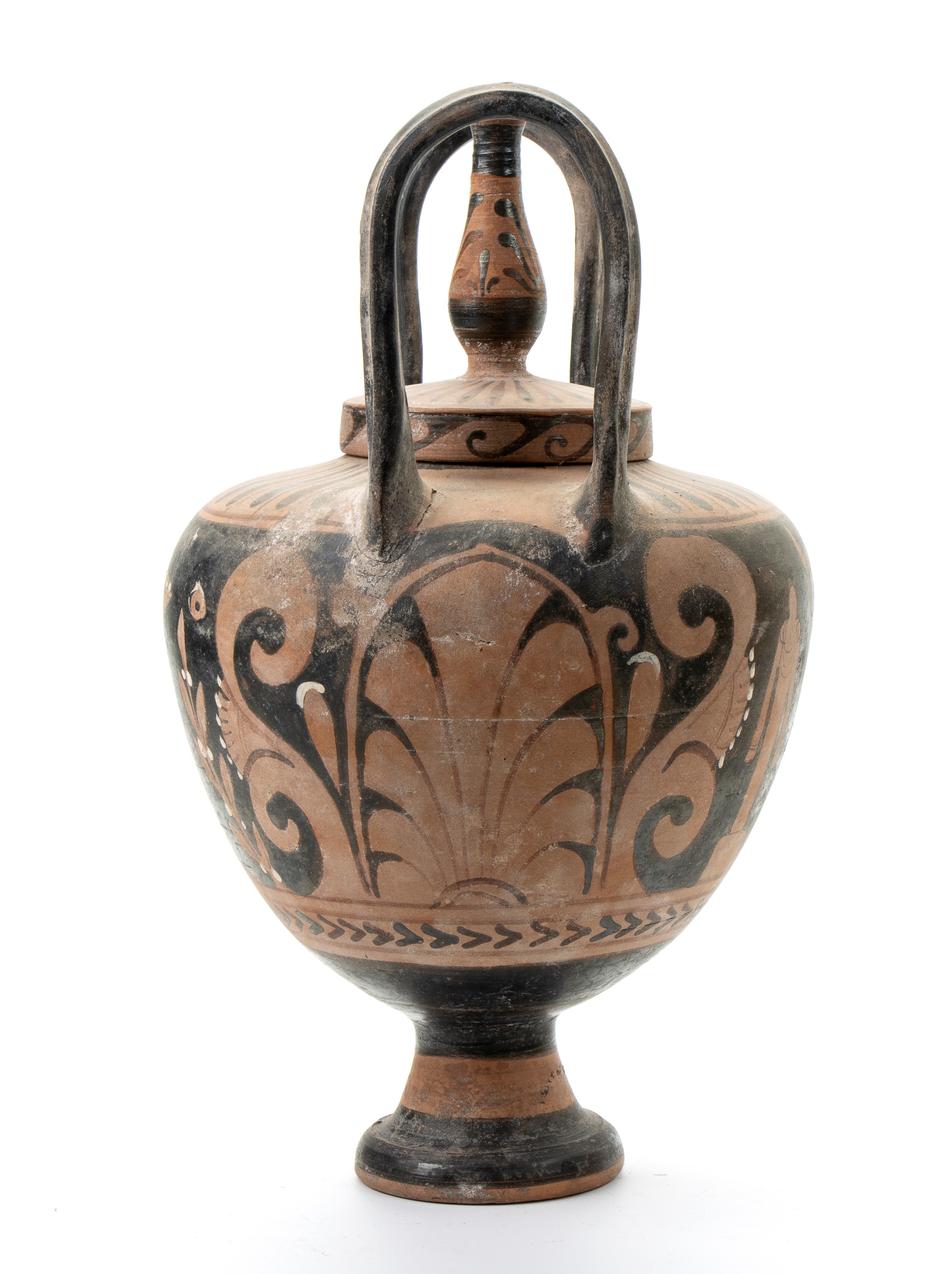 Lebete nuziale in ceramica classica a figure rosse con coperchio