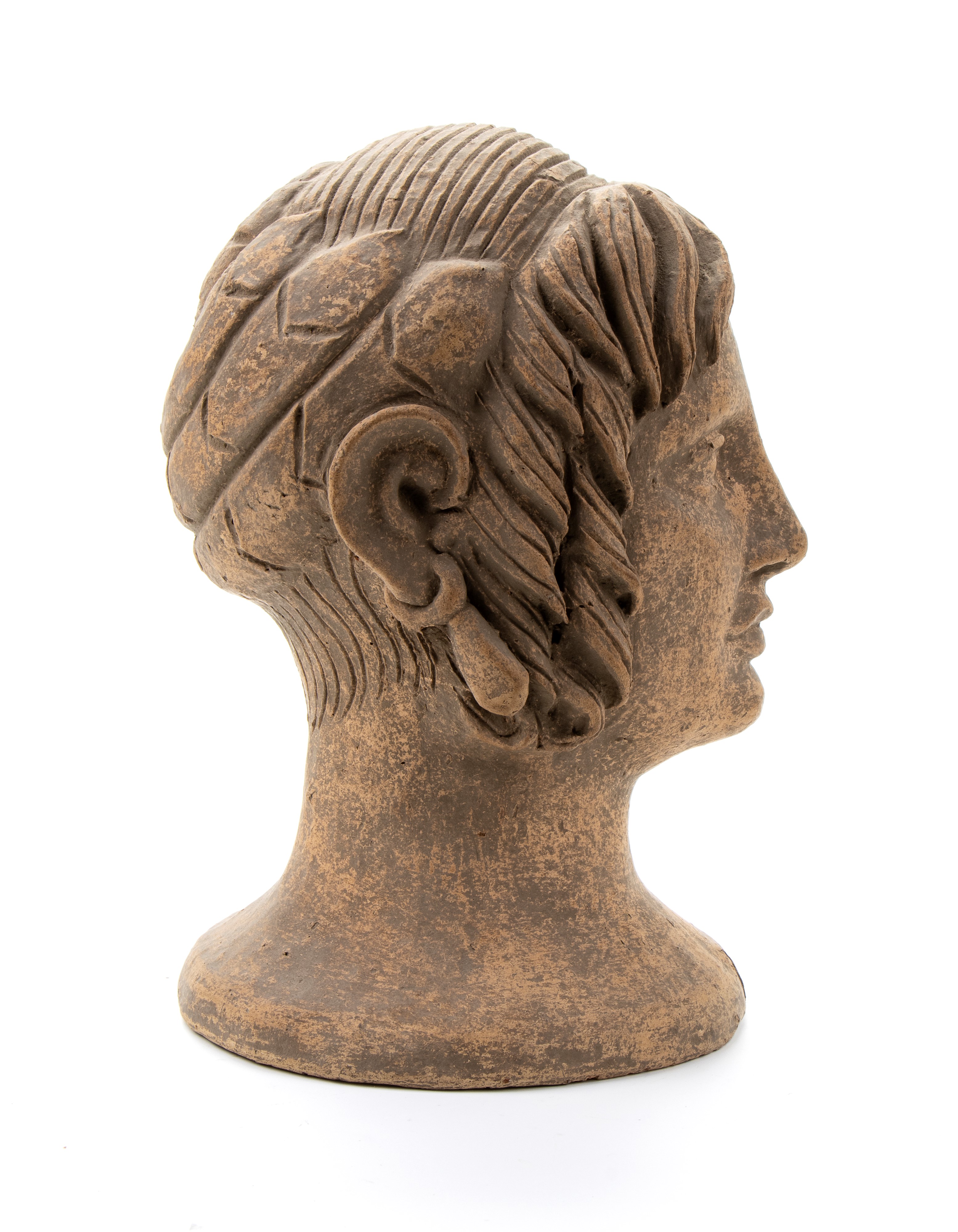 Testa muliebre in terracotta