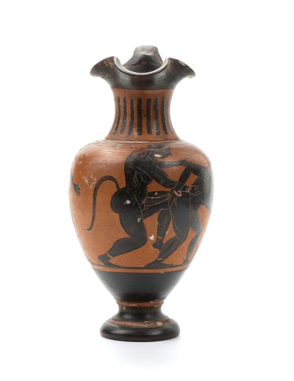 Oinochoe in ceramica arcaica a figure nere con becco carenato rafigurante scene erotiche