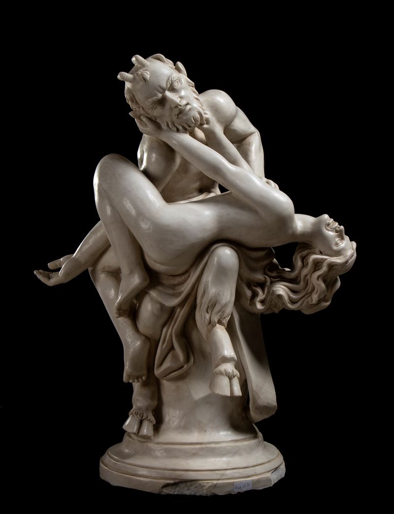 Scultura in marmo statuario scolpito a mano dal blocco a grandezza naturale raffigurante il dio P...