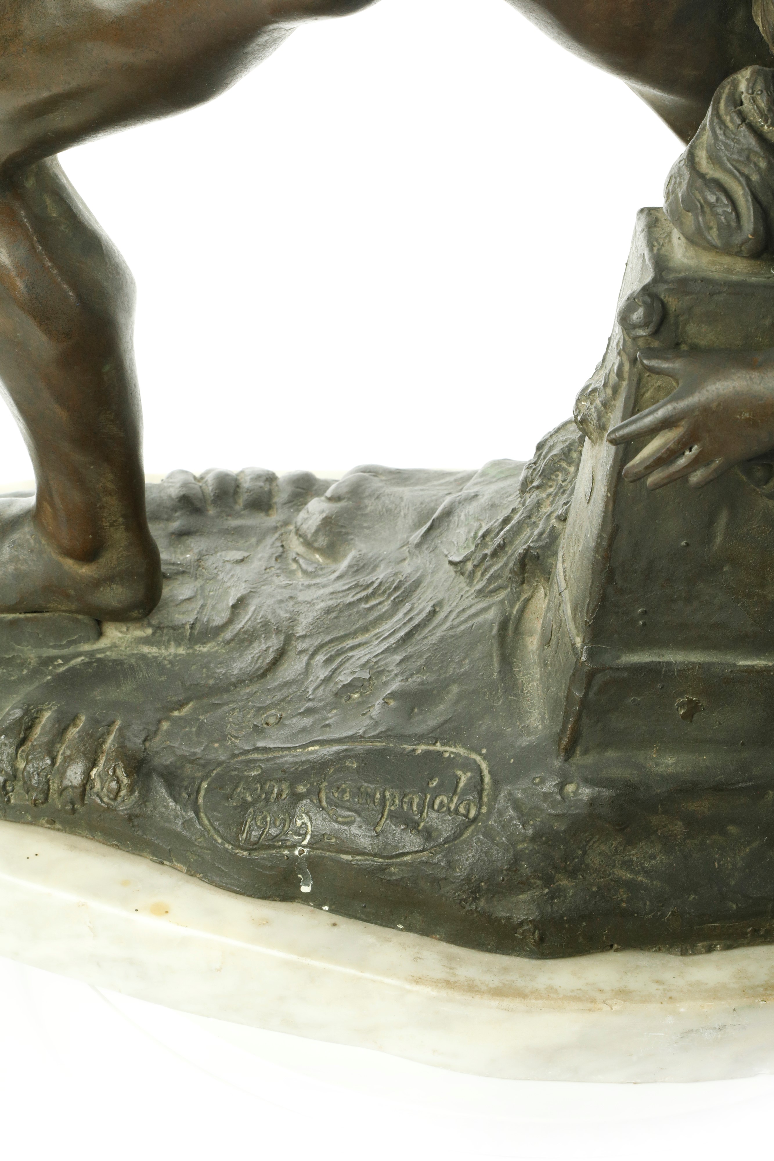 Scultura Bronzea Raffigurante Ercole e Lica su Base di Marmo