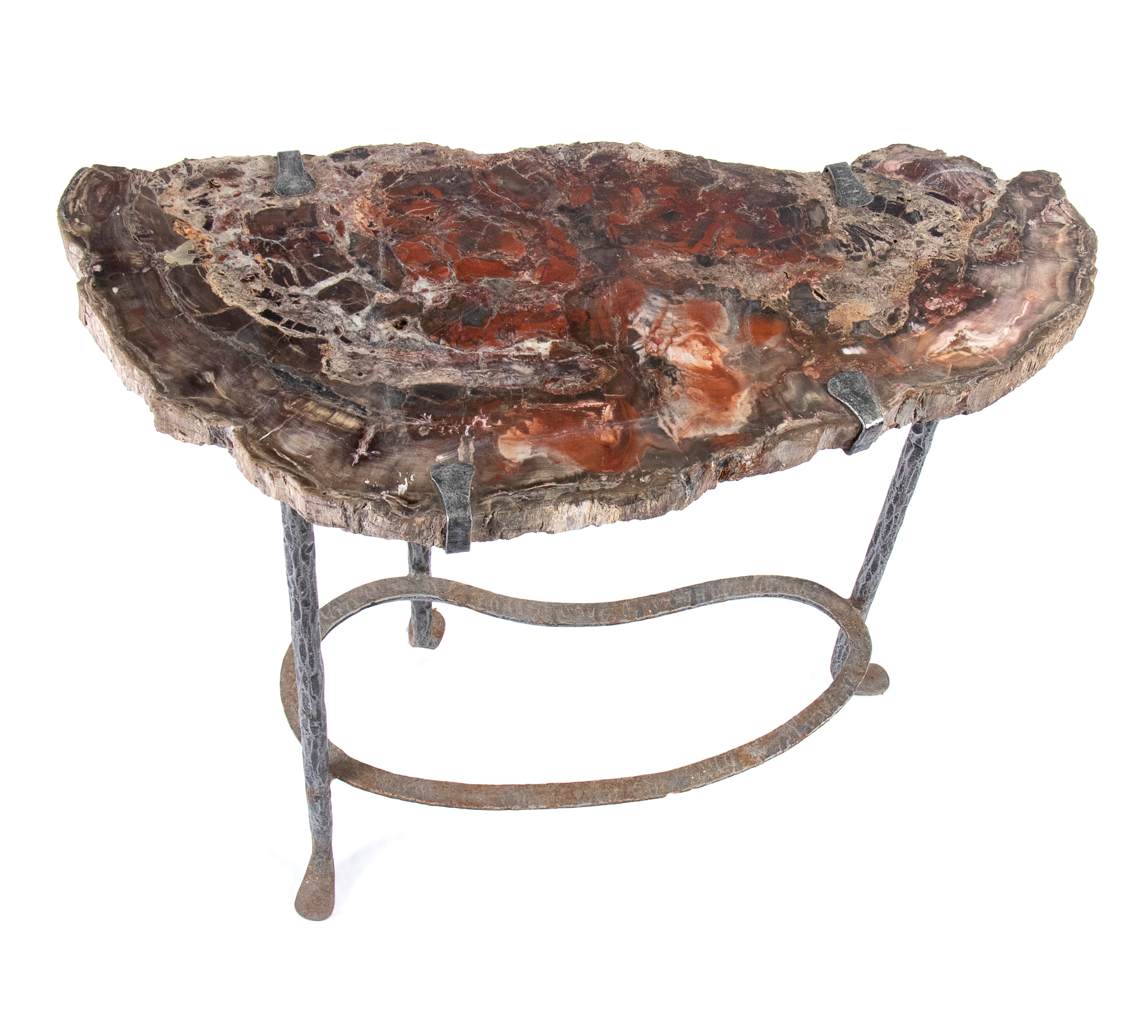 Coppia di tavolini con struttura in bronzo e piano in breccia