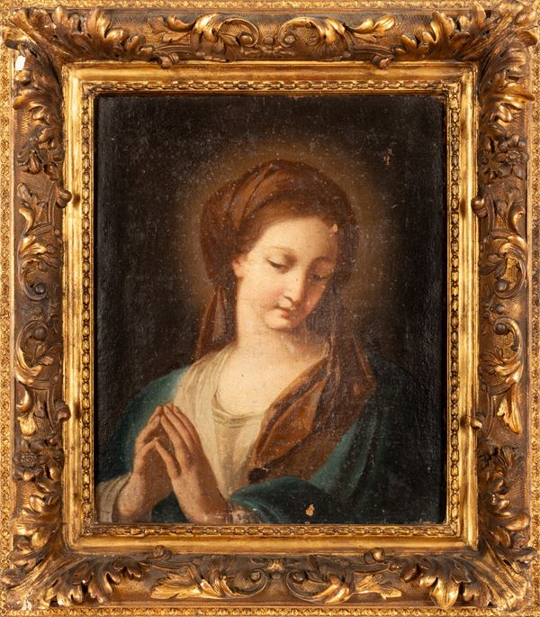 Pittore emiliano del XVIII secolo - Madonna orante Cornice dorata con racemi, fiori e foglie d'acanto a riliev