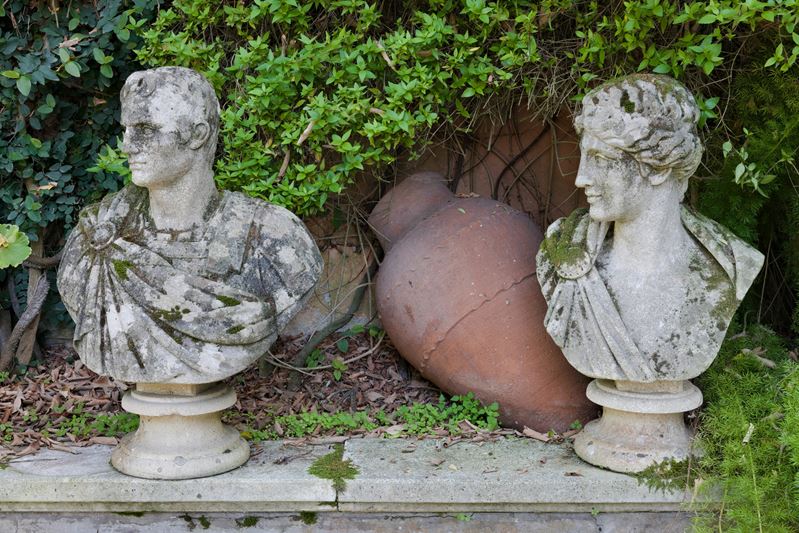 Coppia di Busti Raffigurante Cesare Augusto e Diana Cacciatrice
