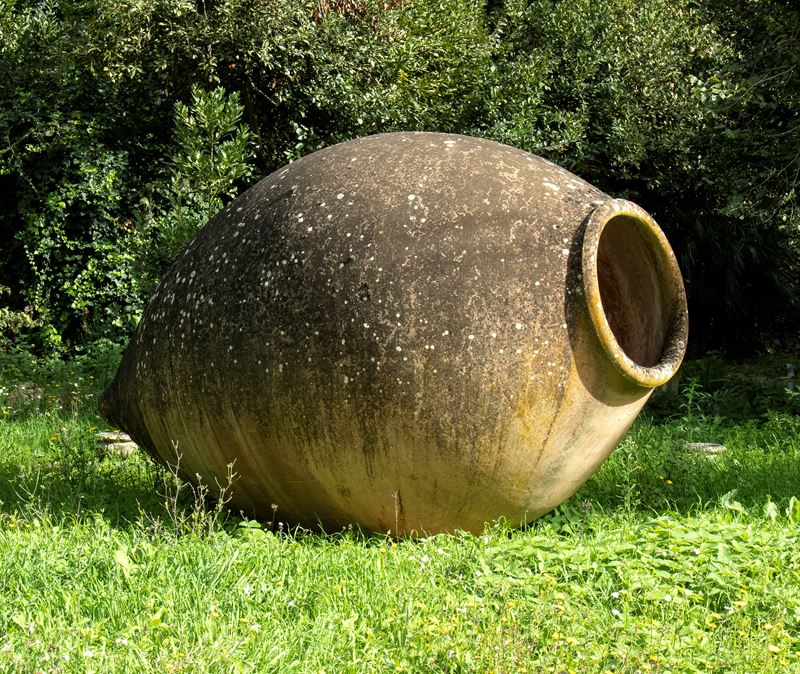 Maestoso Orcio in Terracotta