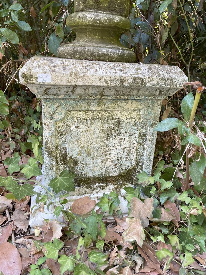 Base in Cemento e Polvere di Marmo