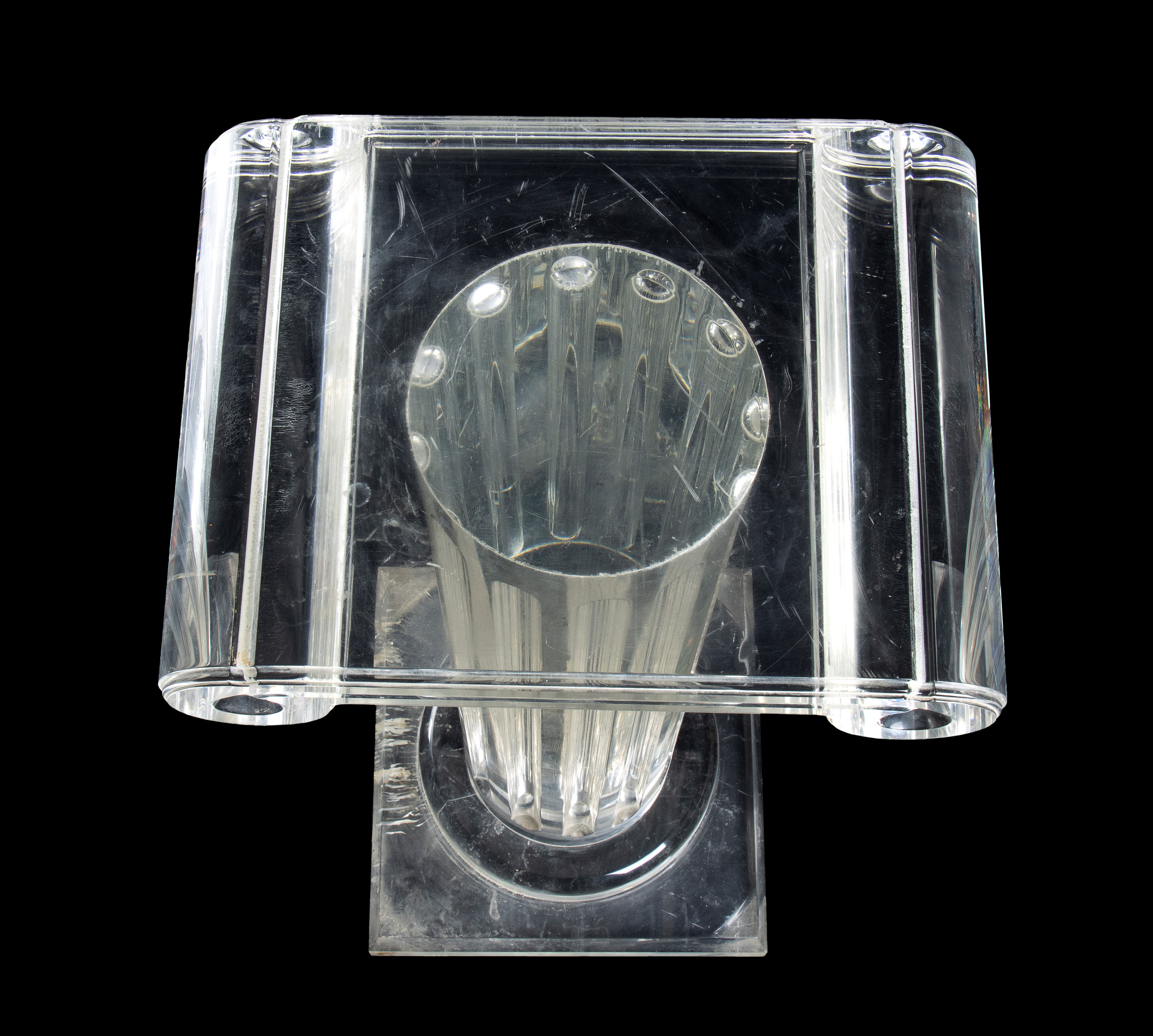 Colonna ionica in plexiglass. Roma, anni Settanta.