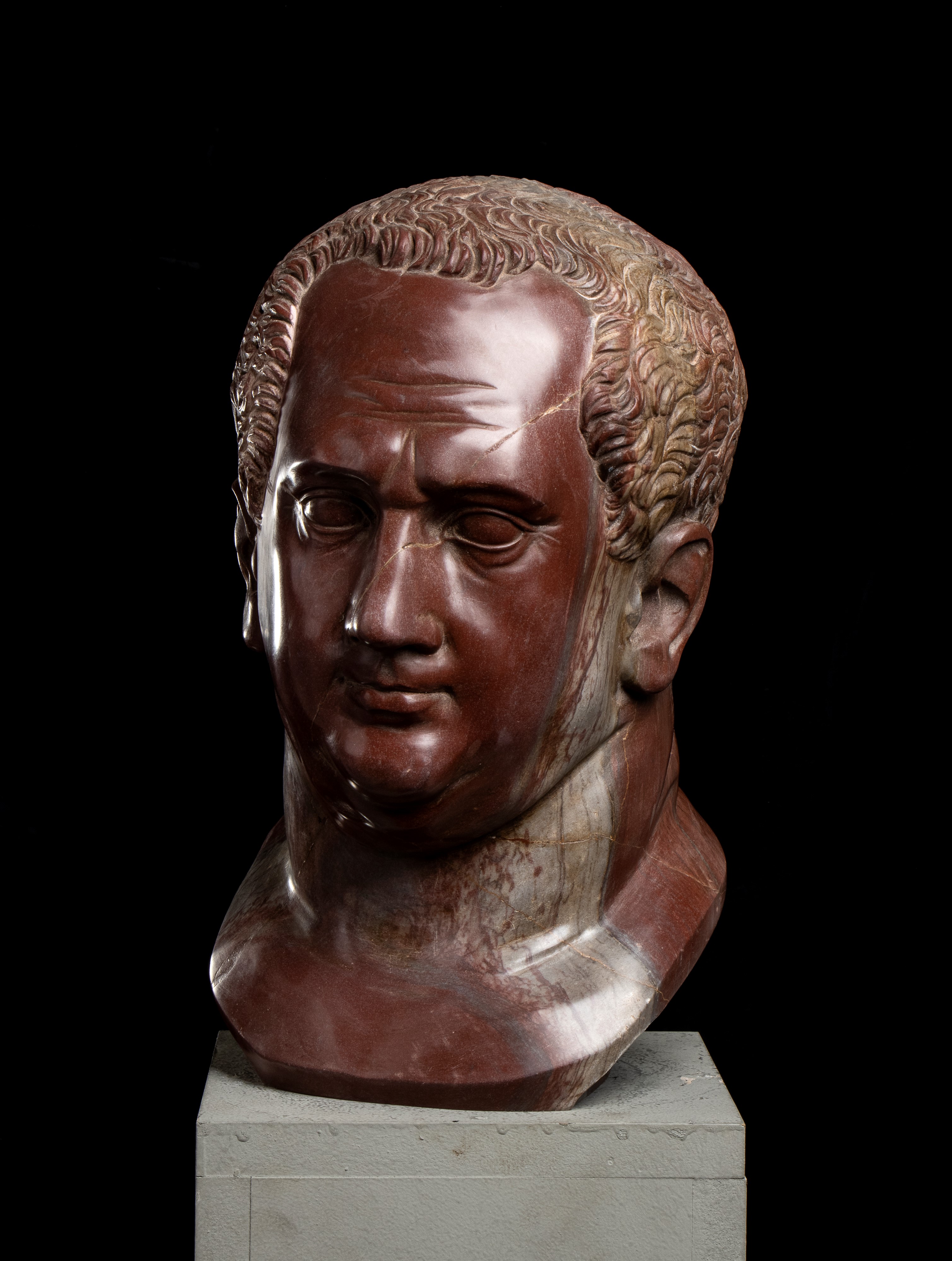 Testa Dell’imperatore Vitellio in Marmo Rosso Antico. Scultore Romano del XX Secolo