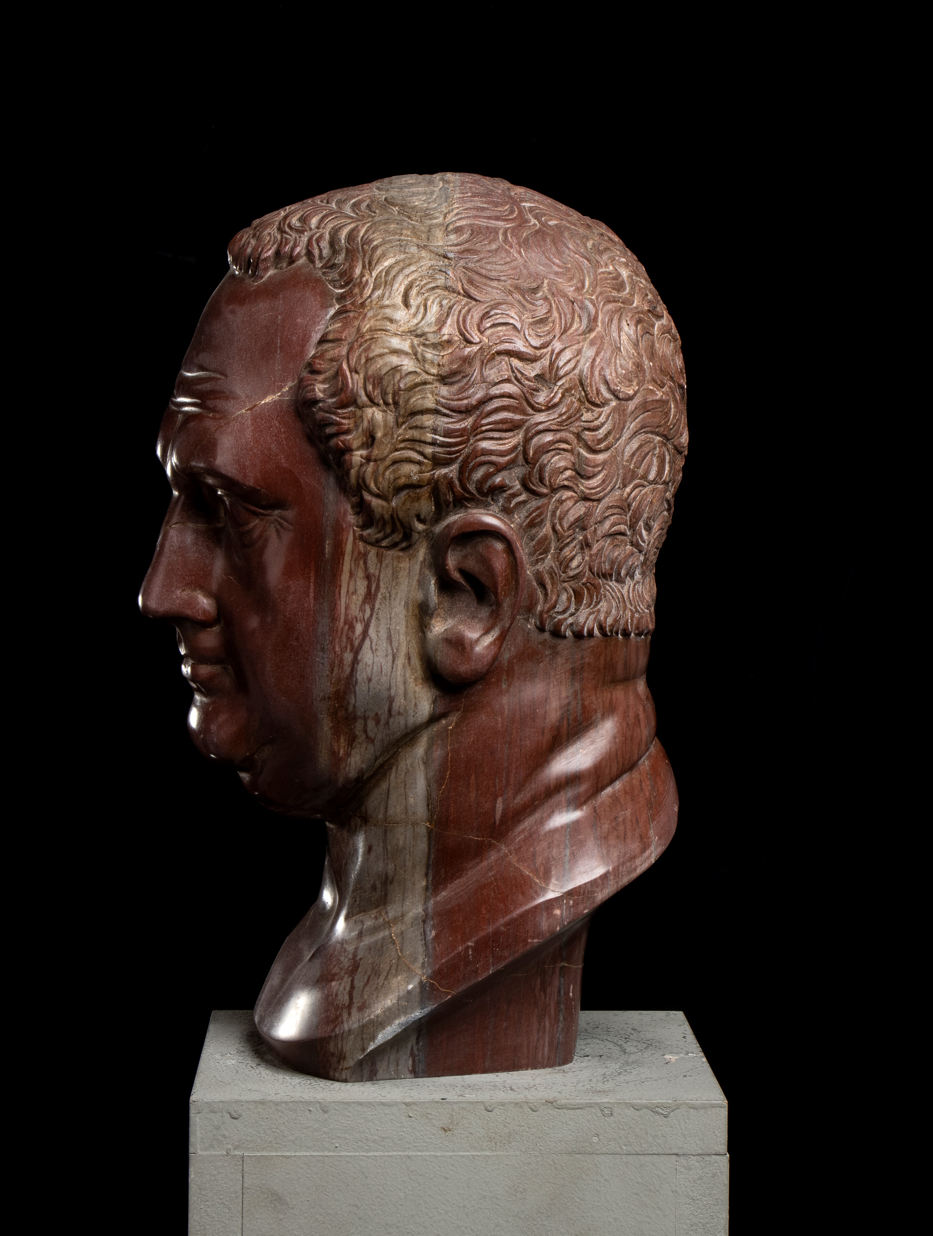 Testa Dell’imperatore Vitellio in Marmo Rosso Antico. Scultore Romano del XX Secolo