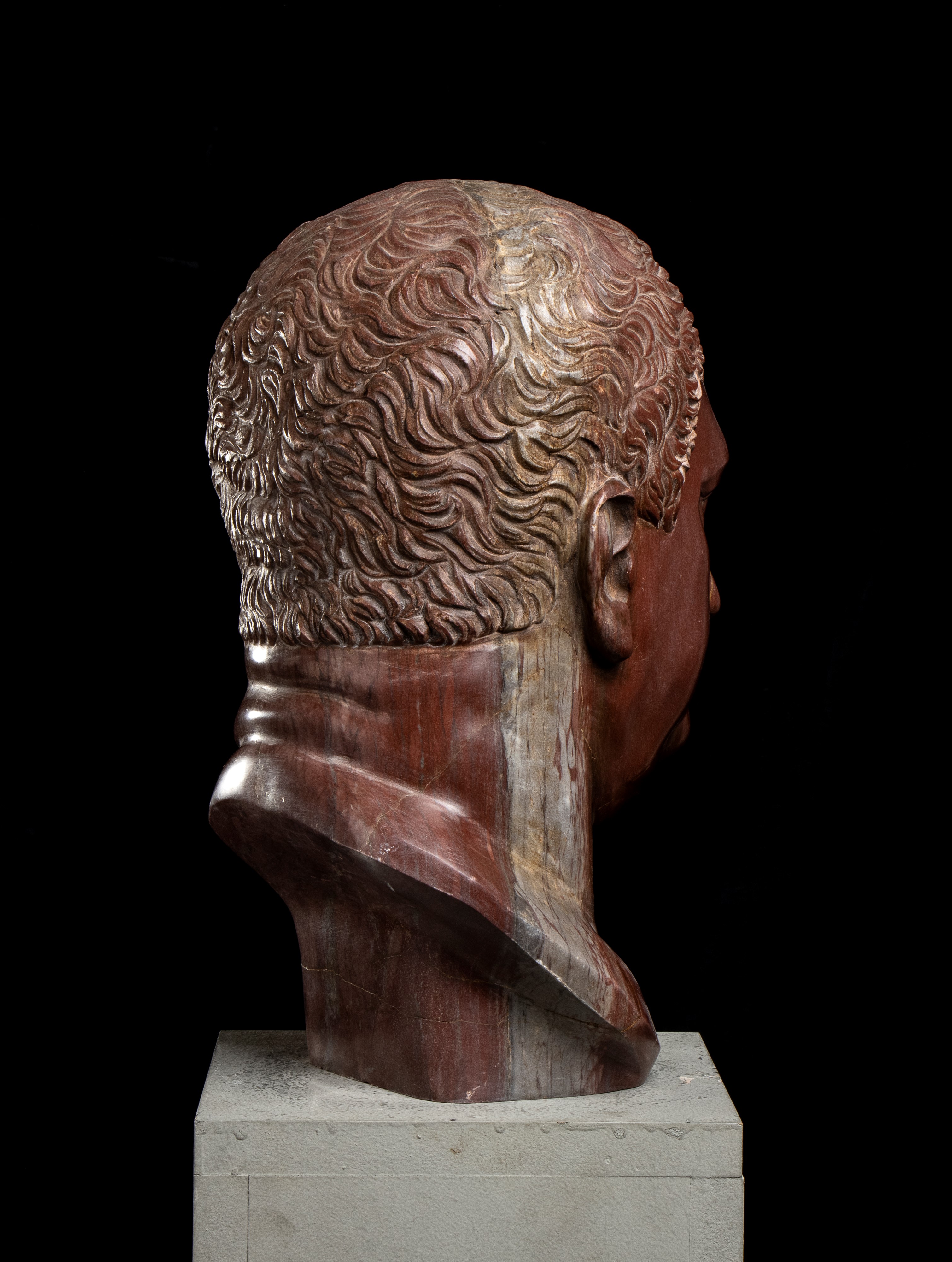 Testa Dell’imperatore Vitellio in Marmo Rosso Antico. Scultore Romano del XX Secolo