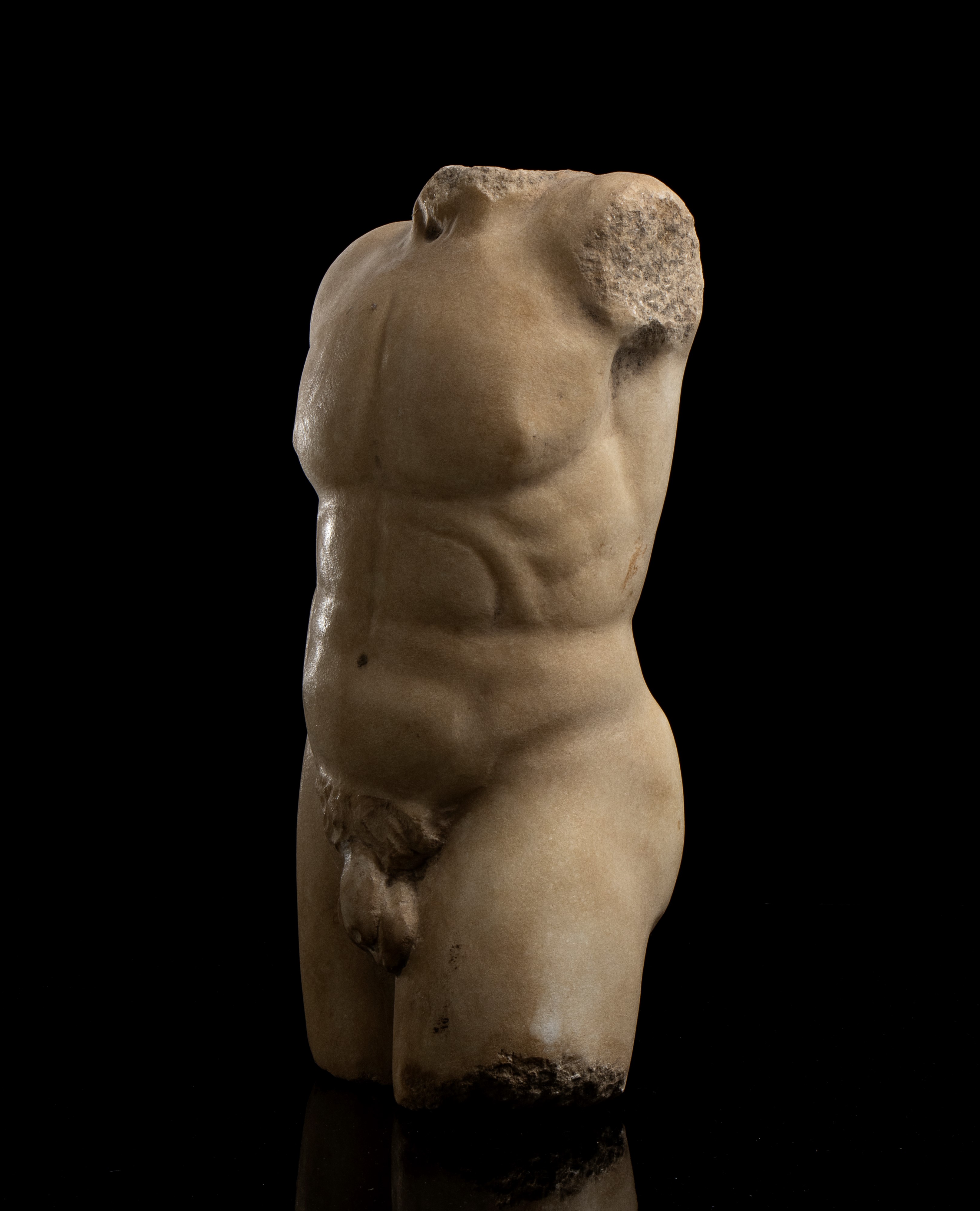 Torso in marmo statuario. Italia centrale, XIX secolo