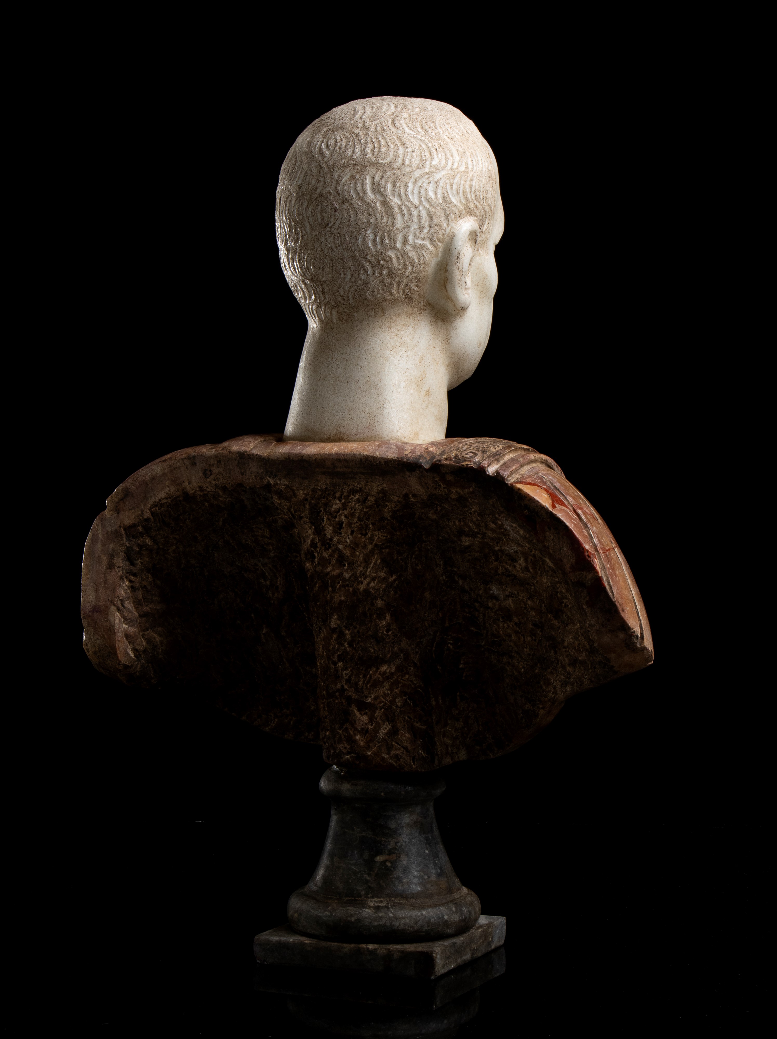 Busto di Scipione l'Africano in marmo giallo antico e marmo bianco statuario. Roma, fine del XIX ...