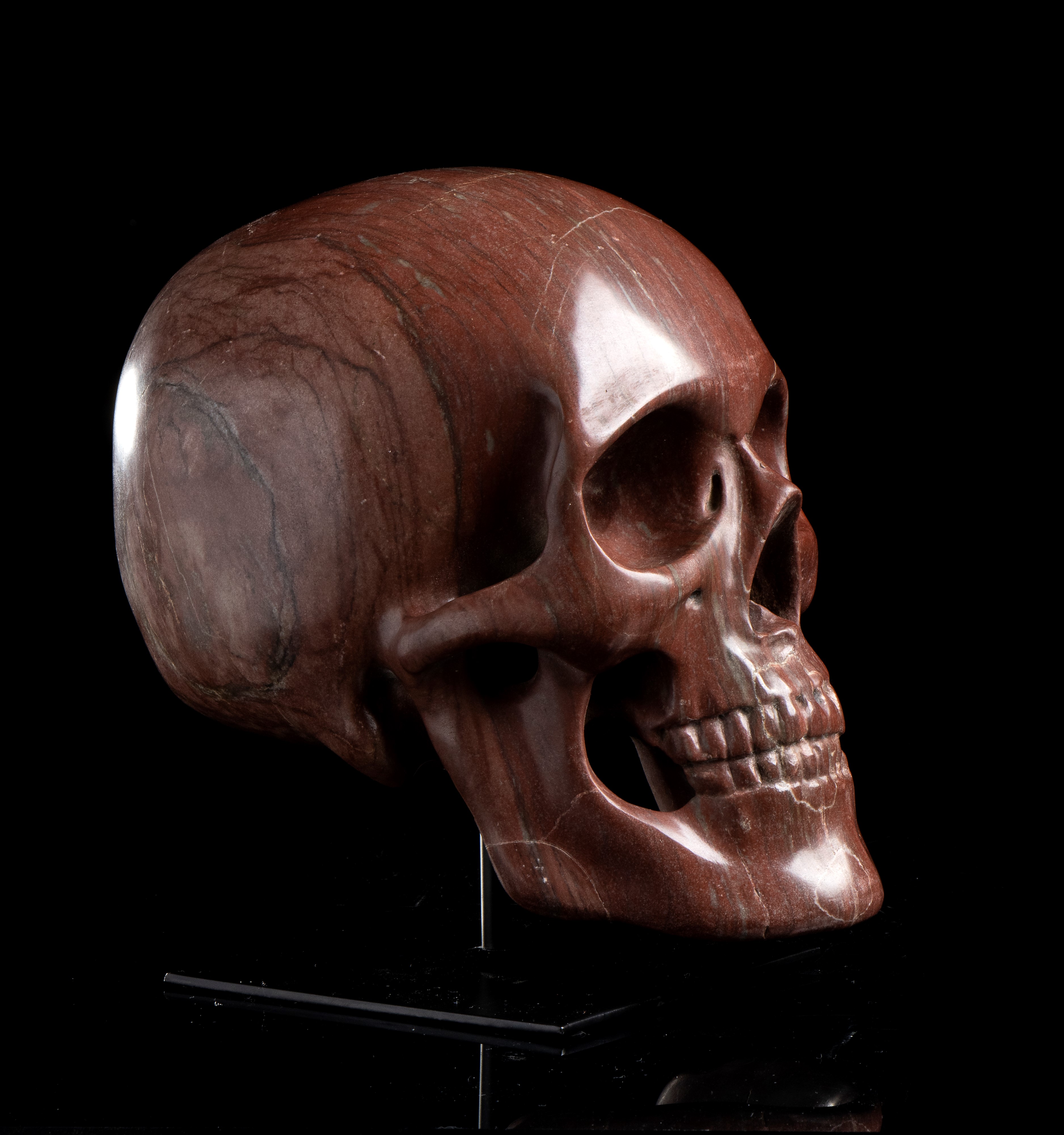 Vanitas in marmo rosso antico