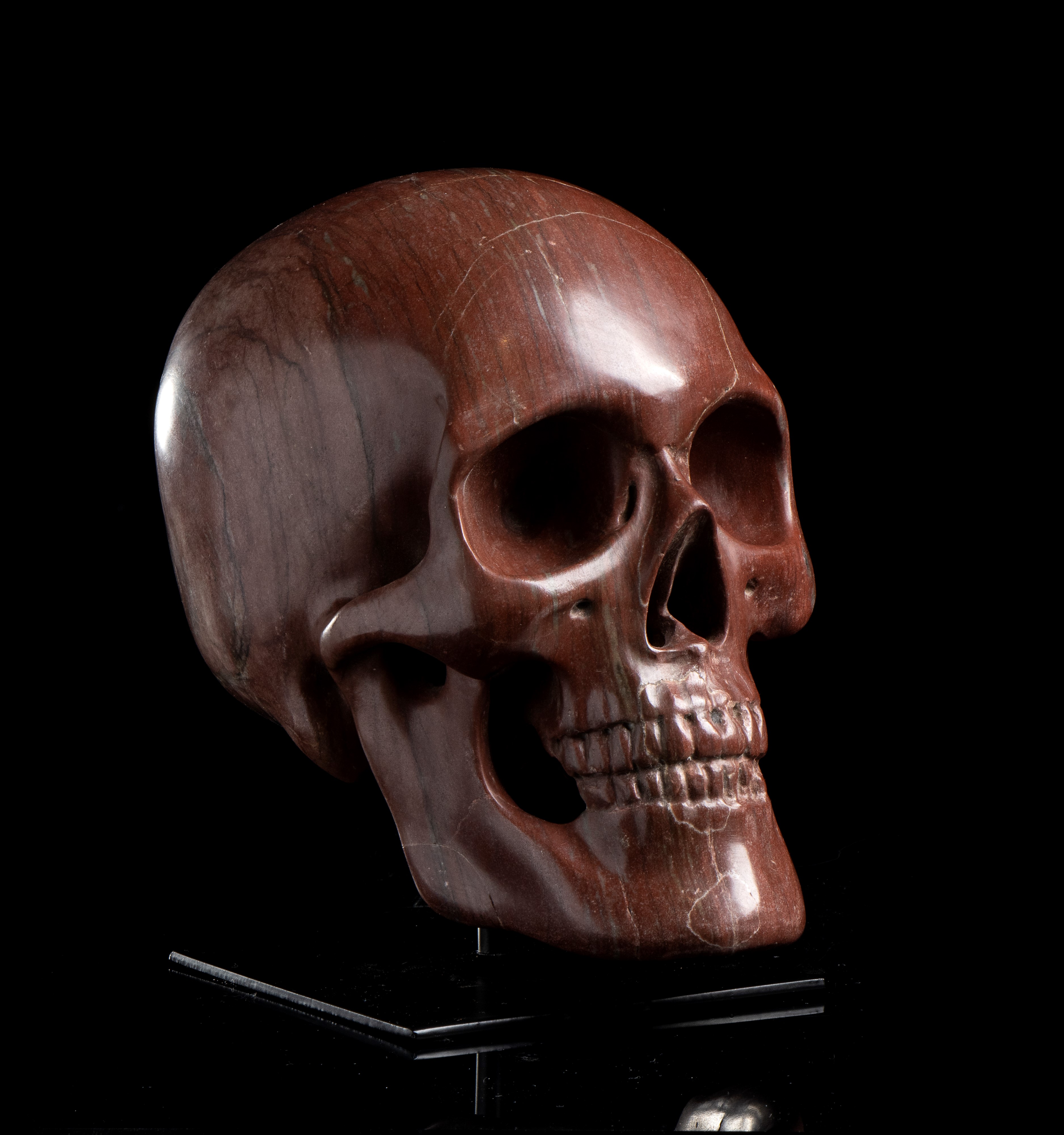 Vanitas in marmo rosso antico