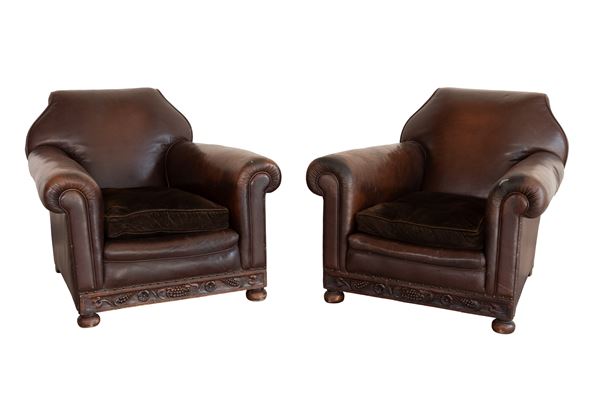 Coppia di poltrone Chesterfield Club