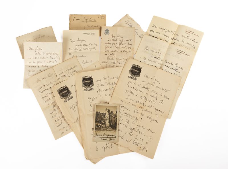 Lotto di n. 6 lettere indirizzate da Gabriele d'Annunzio al Dottor Luigi Luise di Francavilla al ...