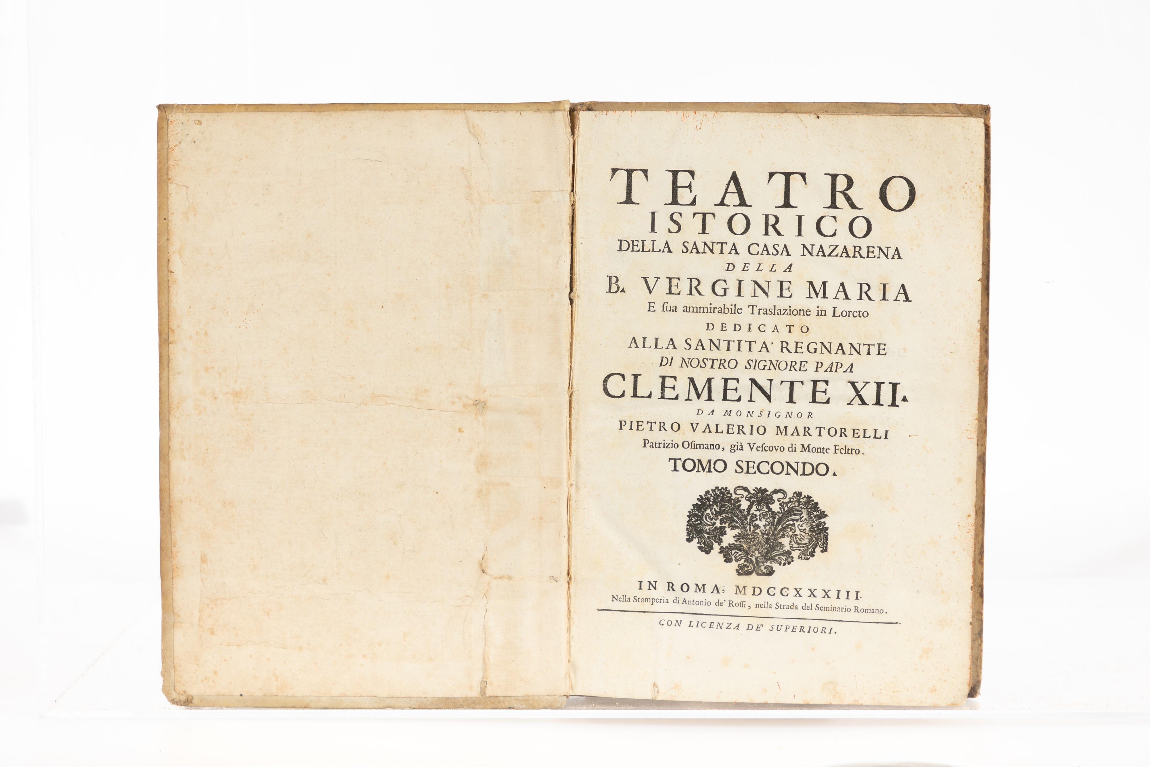 Lotto di Tre Volumi In-folio Rilegati in Pergamena Coeva
