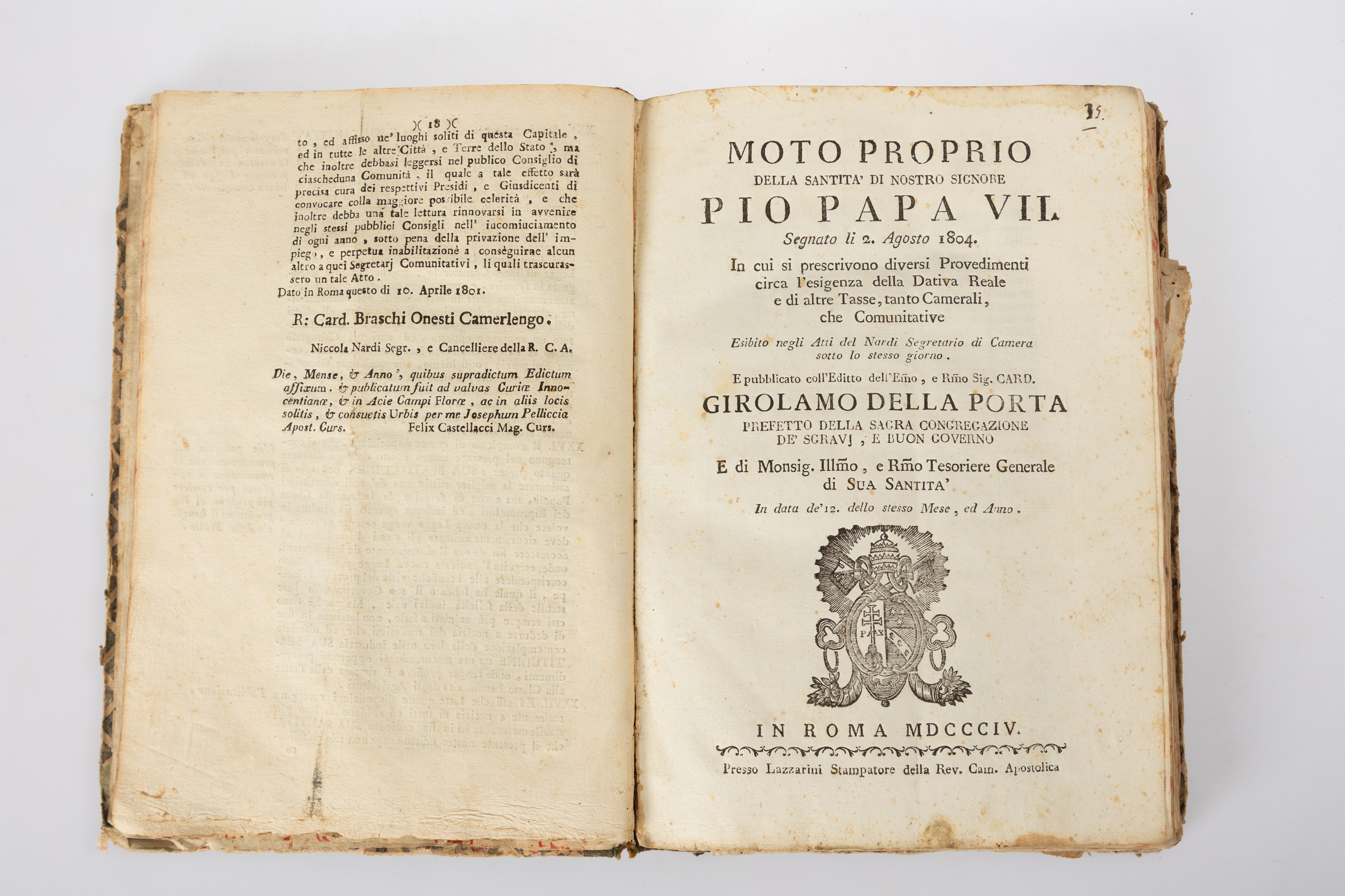 Raccolta di 34 editti dello Stato Pontiﬁcio