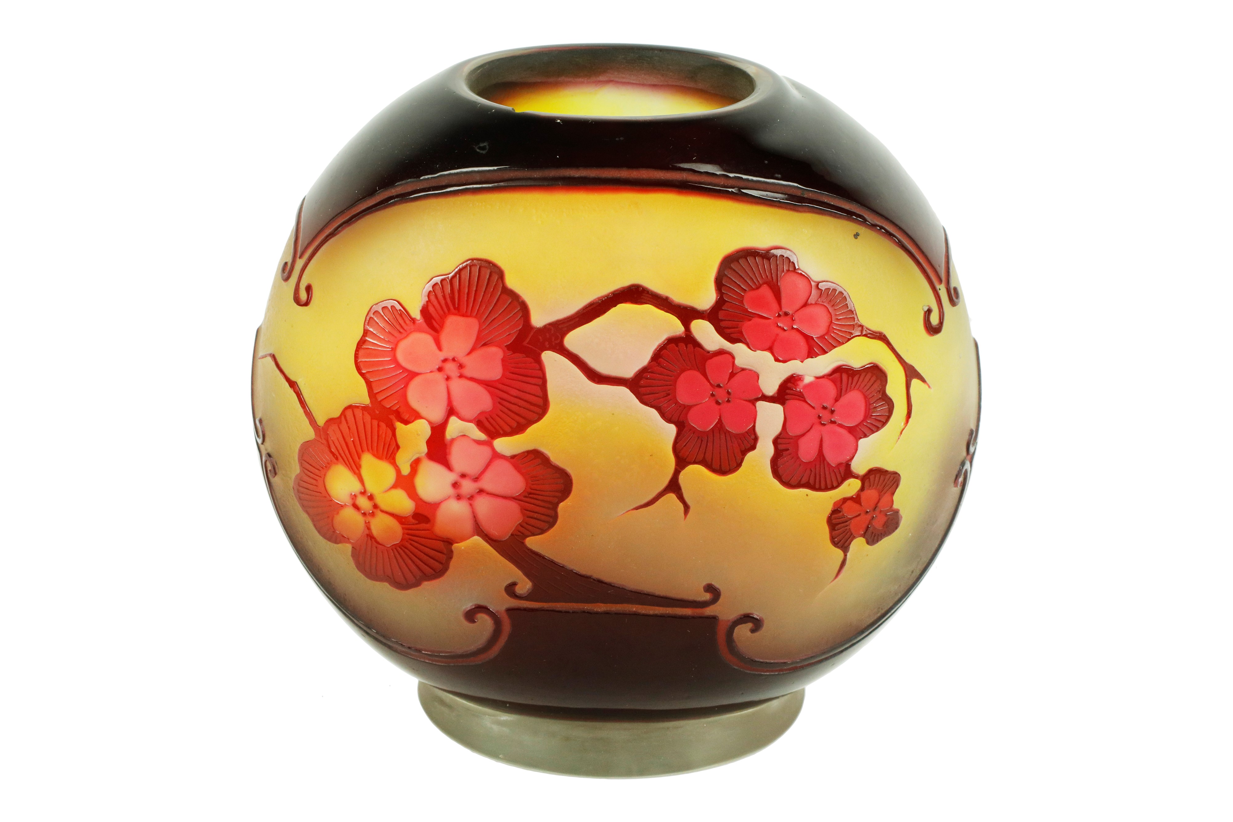 Vaso in vetro a firma Gallè