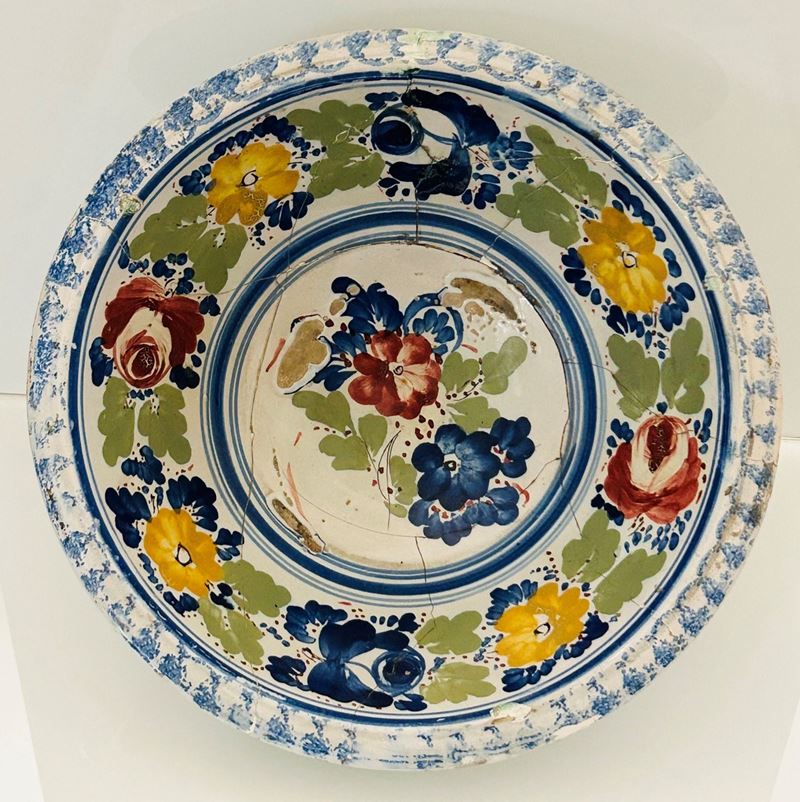 Manifattura di Castelli del XX Secolo - Manifattura di Castelli, Grande bacile floreale con decor...