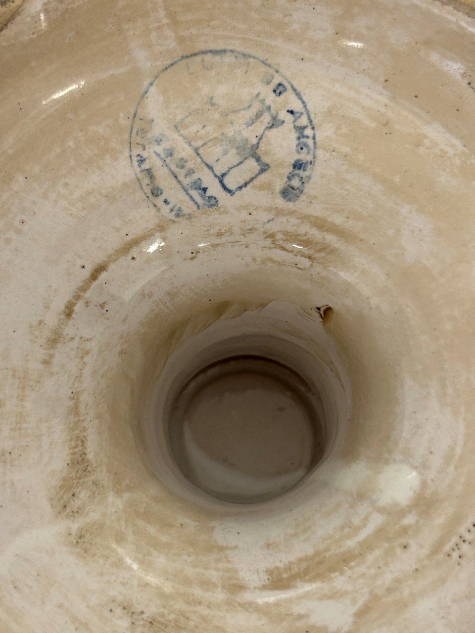 Manifattura Luigi de Angelis, Vaso con coperchio e piatto, Castelli, metà del XX secolo