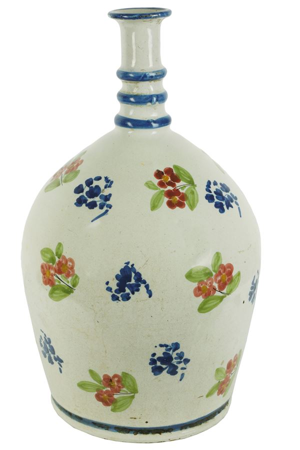 Manifattura di Castelli dell'ultimo quarto del XIX secolo - Grande bottiglia in maiolica con decoro floreale