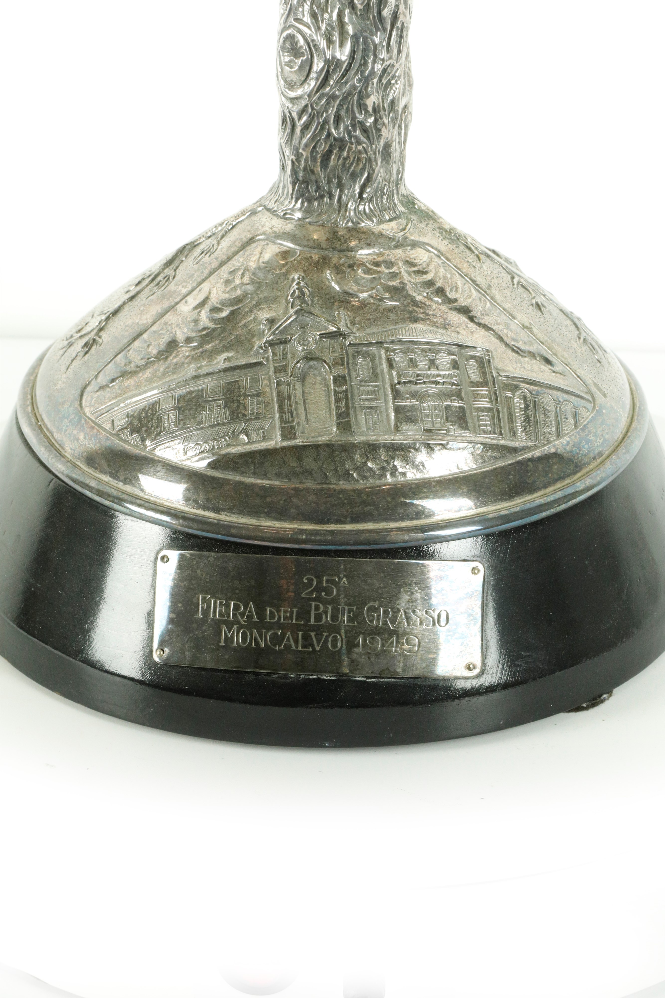 Coppa argentata della 25esima fiera del bue grasso. Moncalvo 1949