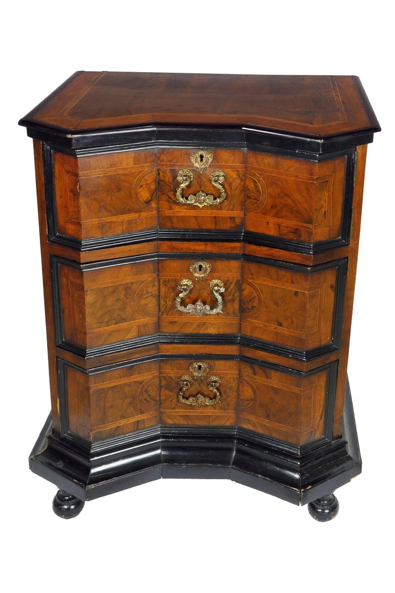 Piccola credenza Lombardo-Veneta