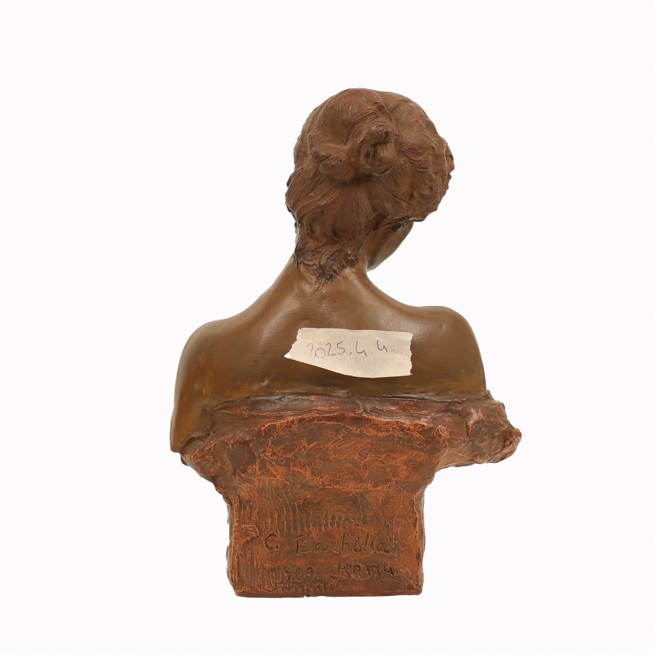 Scultura in terracotta "Pensierosa"