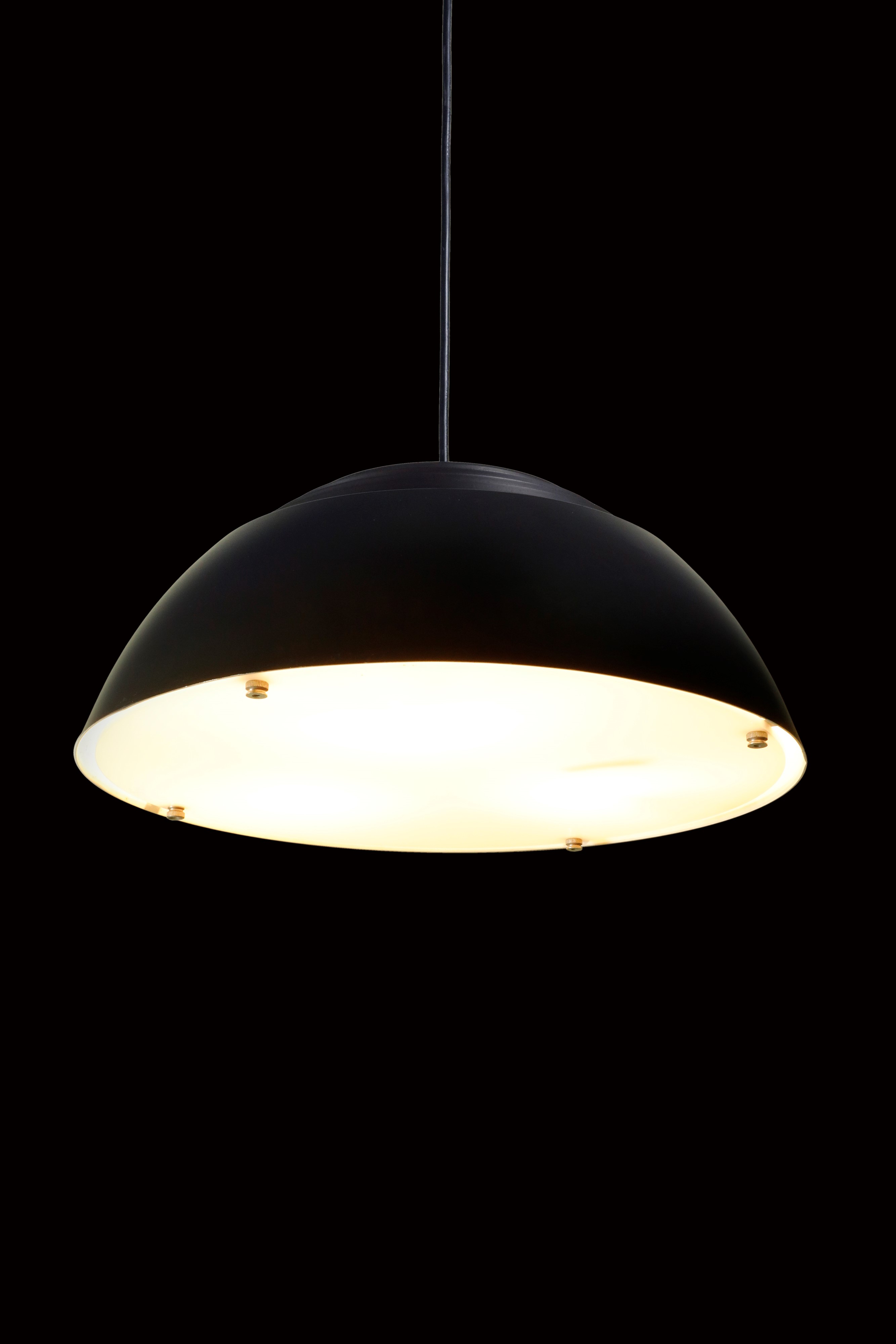 Arne Jacobsen - Lampadario modello “AJ” a sospensione, produzione Louis Poulsen (Danimarca), 1957