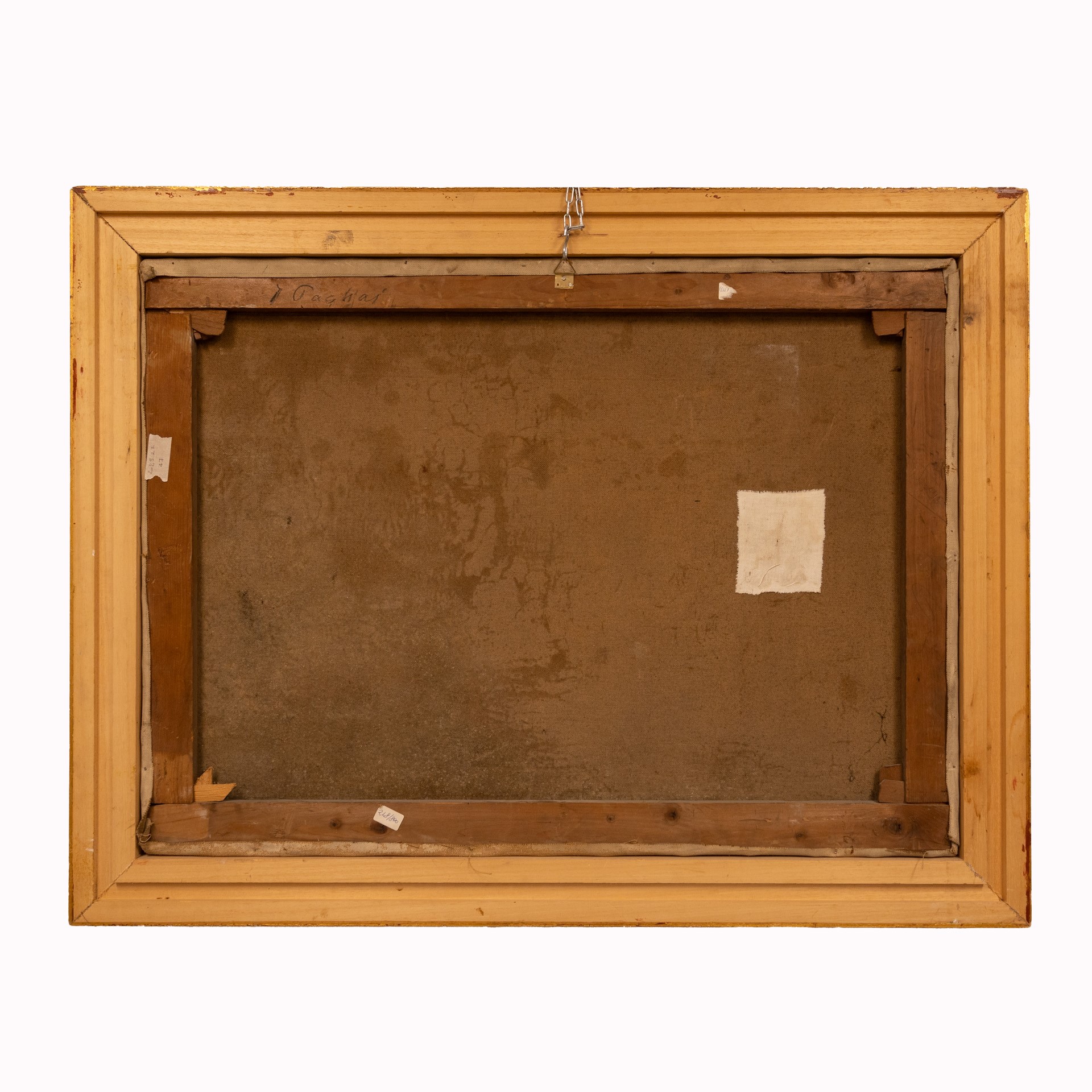 Veduta lacustre con pescatori