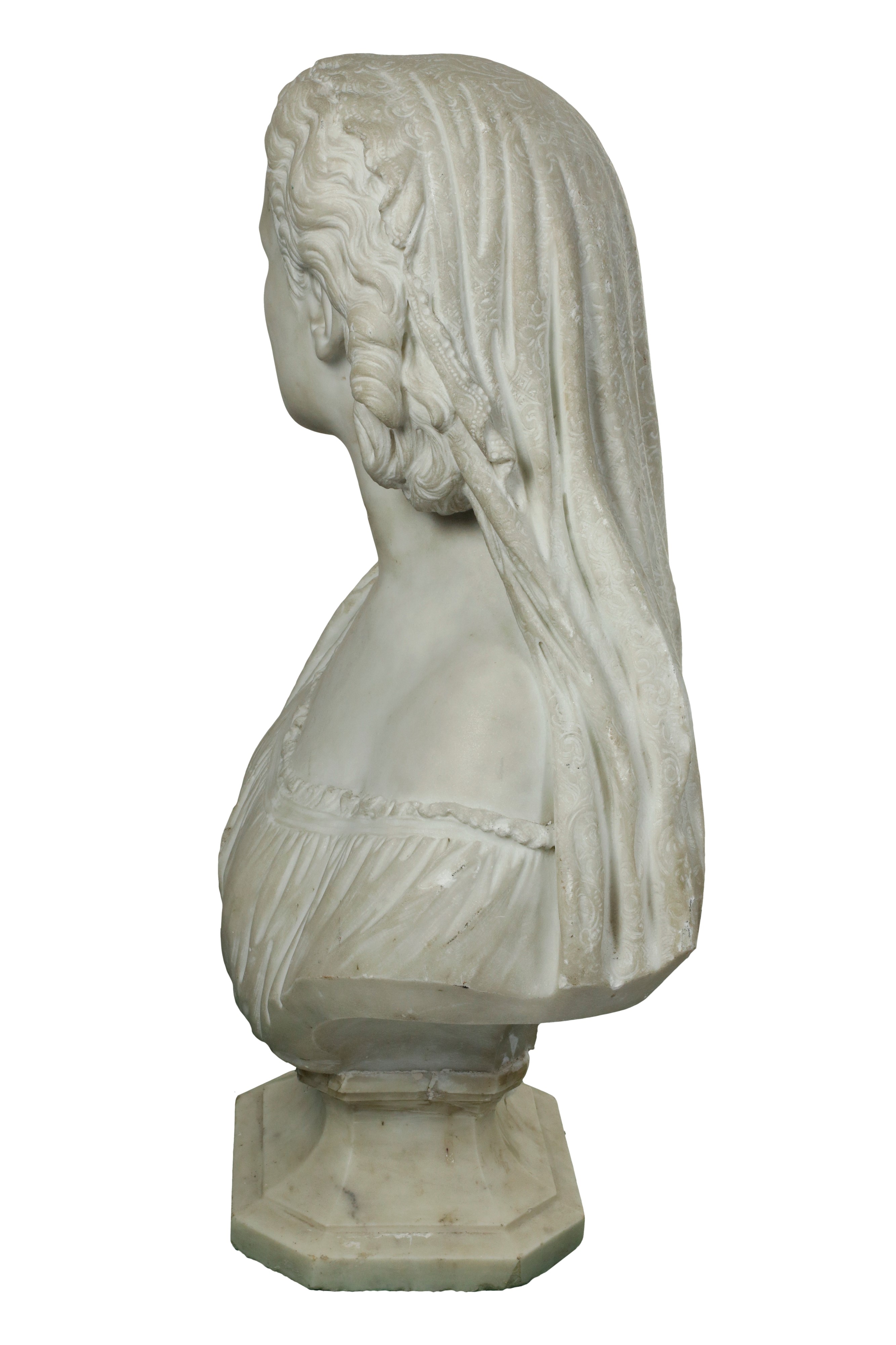 Busto muliebre in marmo bianco