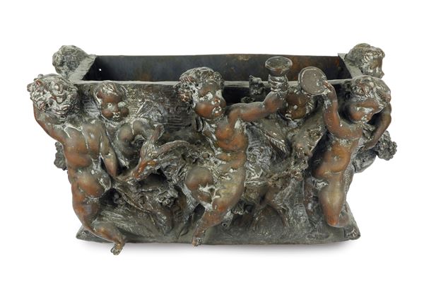 Porta vaso  in bronzo