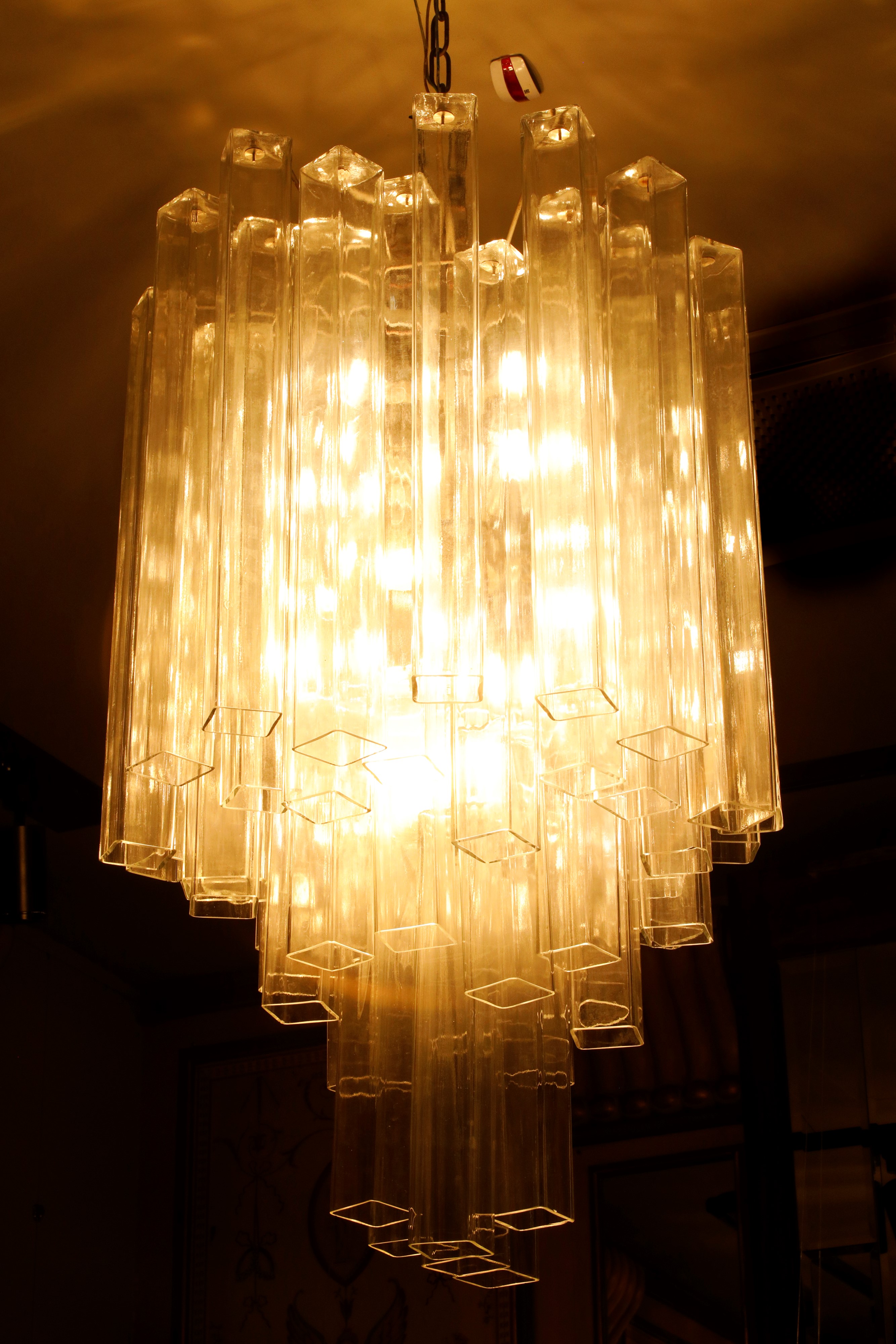 Venini - Lampada a sospensione in vetro soffiato trasparente e metallo cromato (Murano, produzion...