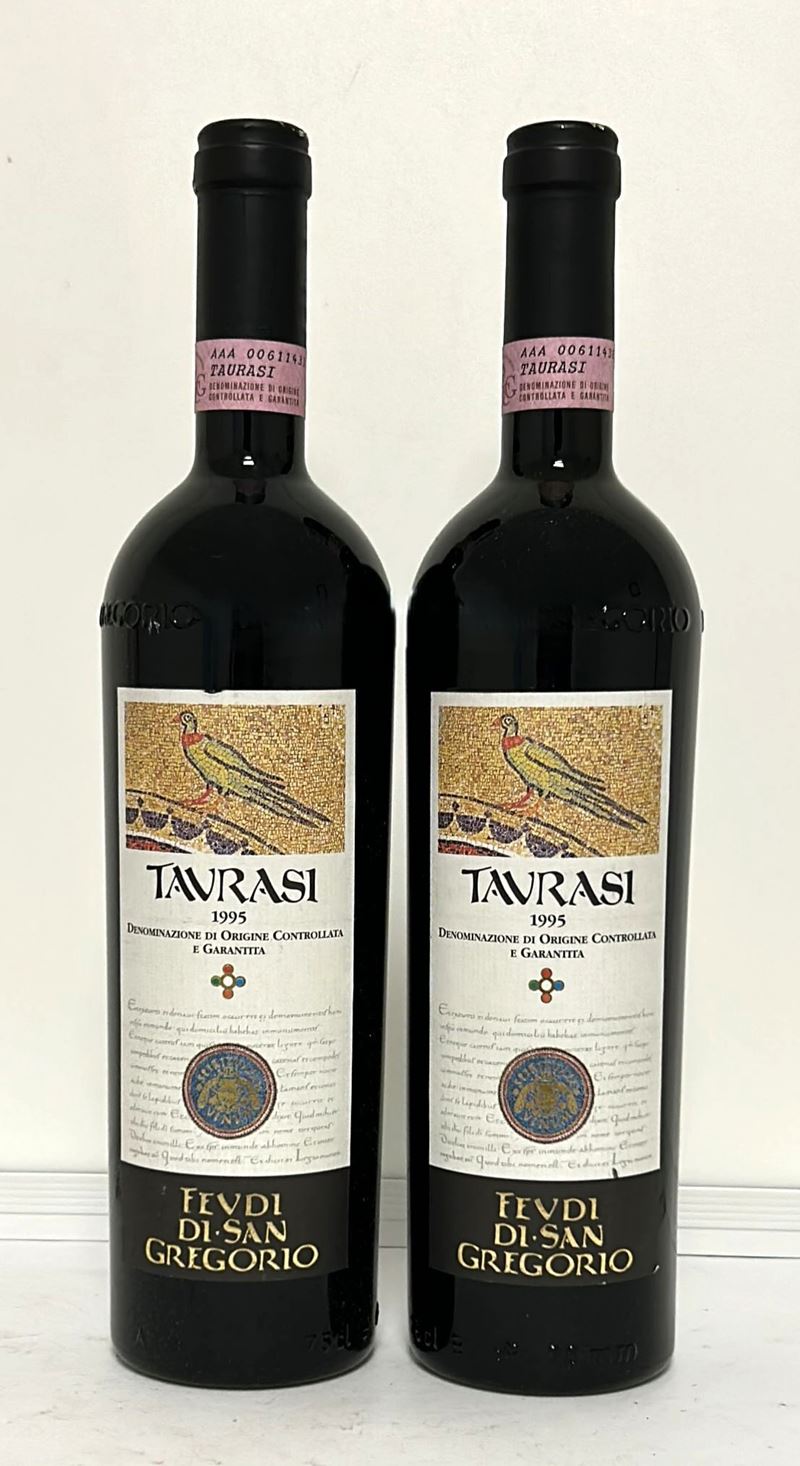 Gruppo di 2 bottiglie TAURASI 1995