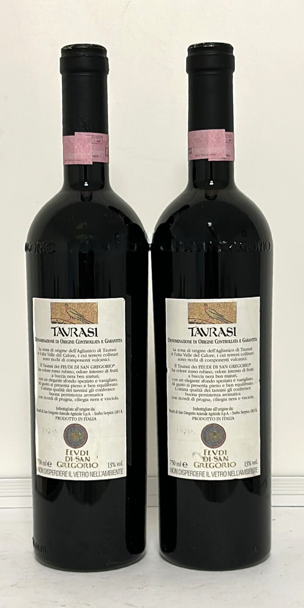 Gruppo di 2 bottiglie TAURASI 1995