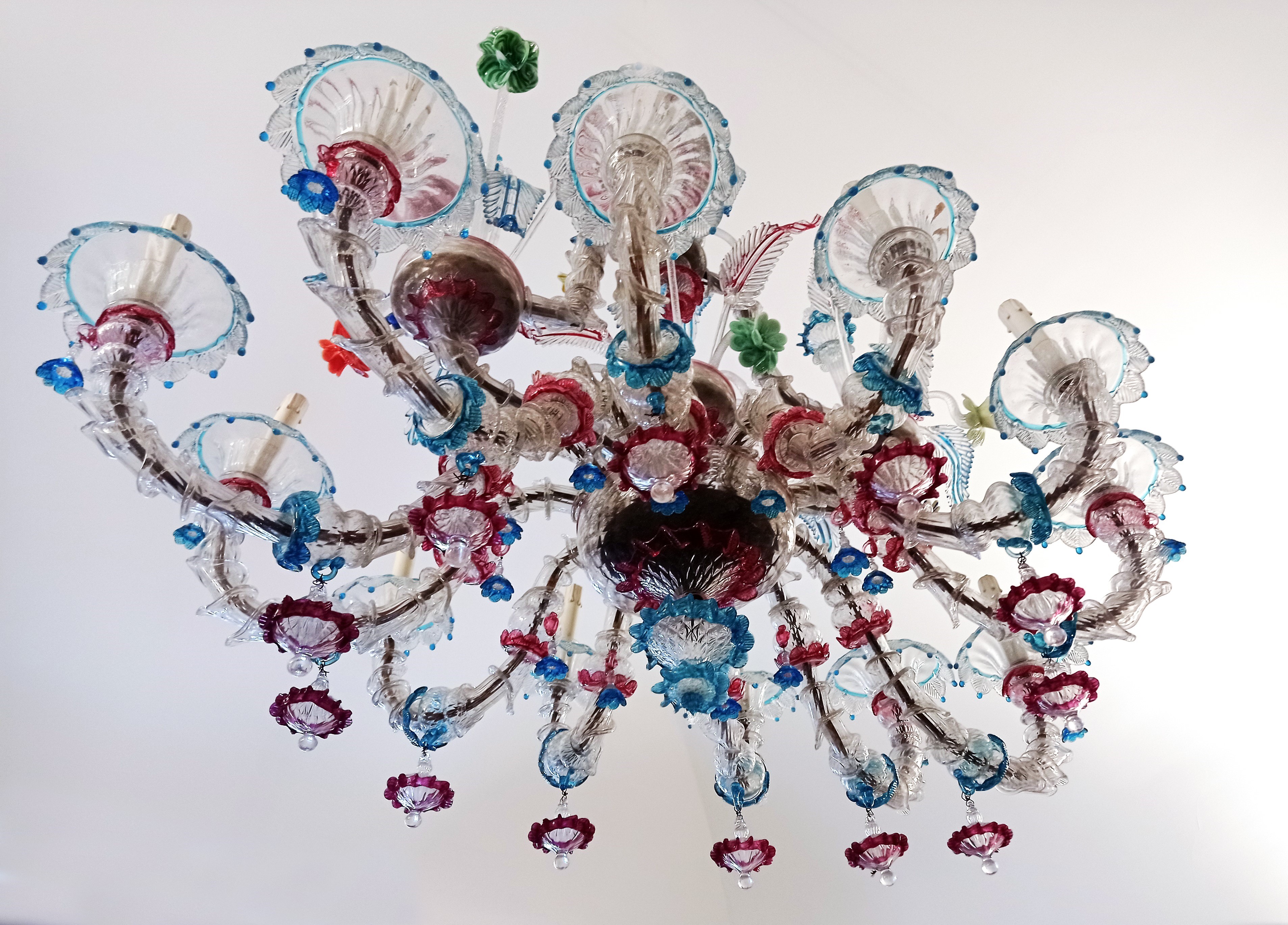 Grande lampadario di Murano in vetro policromo