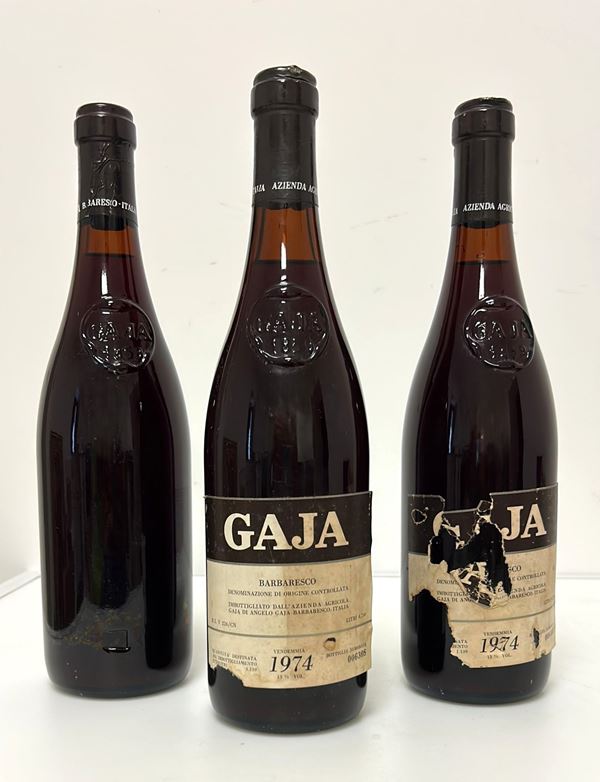 GRUPPO DI 3 BOTT. DI GAJA BARBARESCO 1974