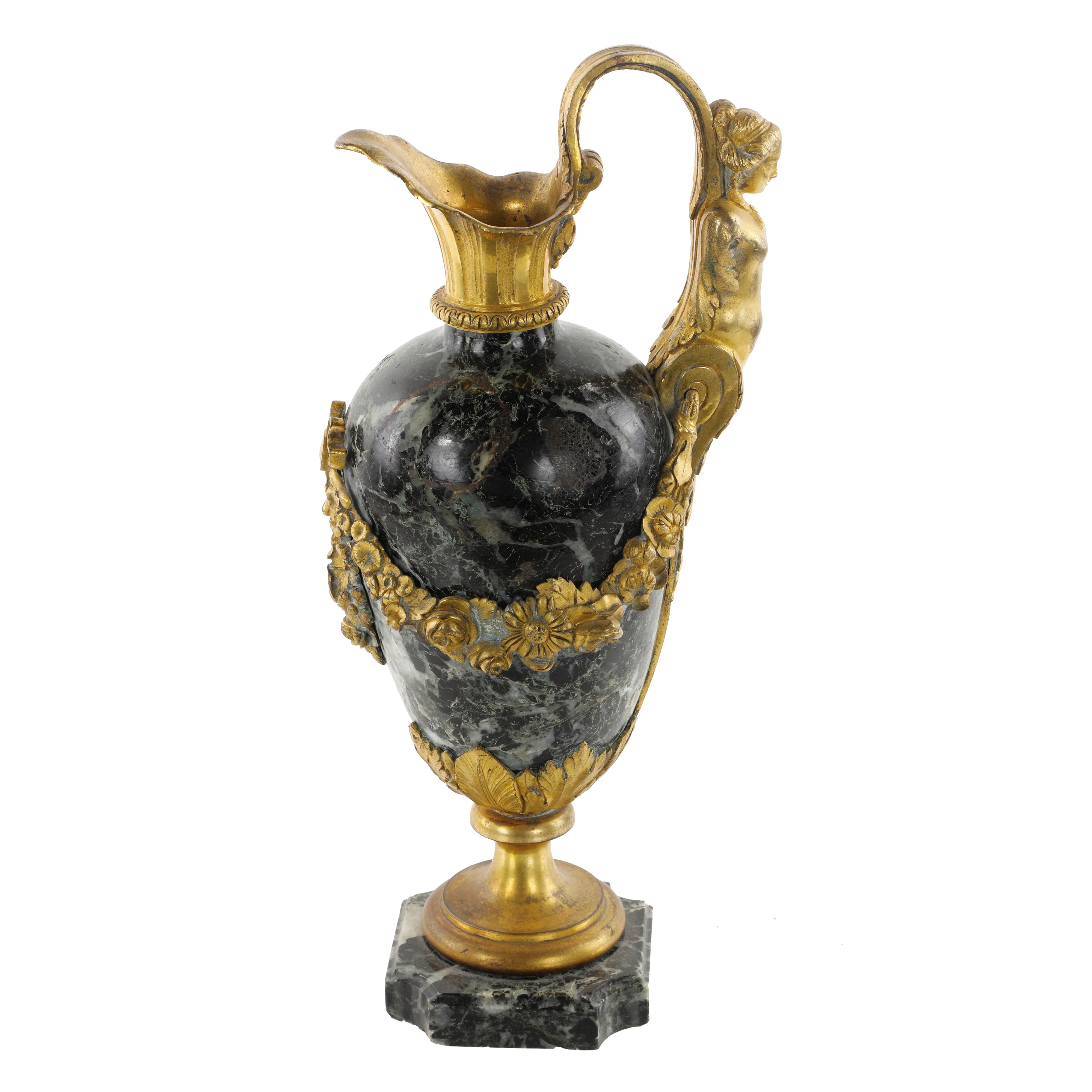 Vaso in marmo e bronzo dorato