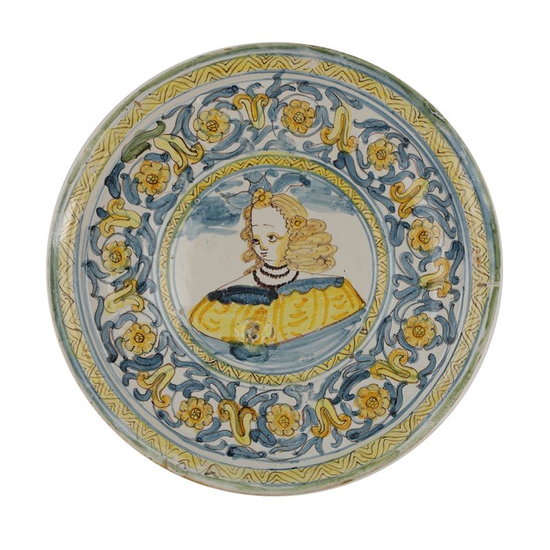 Alzata in ceramica Castelli XVII secolo