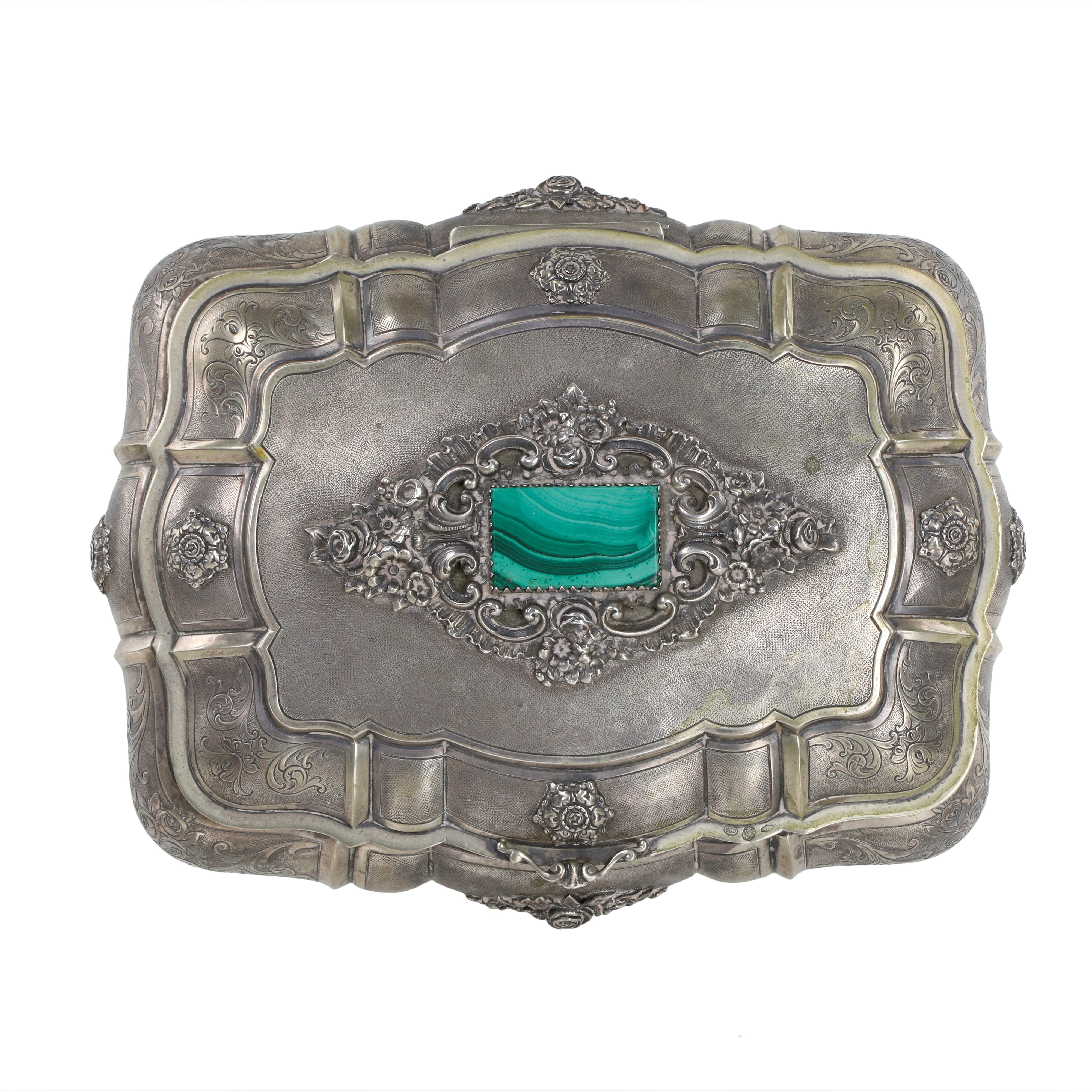 Cofanetto in Argento 800, con incisioni floreali e malachite