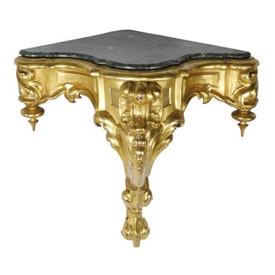 Consolle dorata, metà XIX secolo, intagliata con volute e pigne, piano in marmo verde Alpi