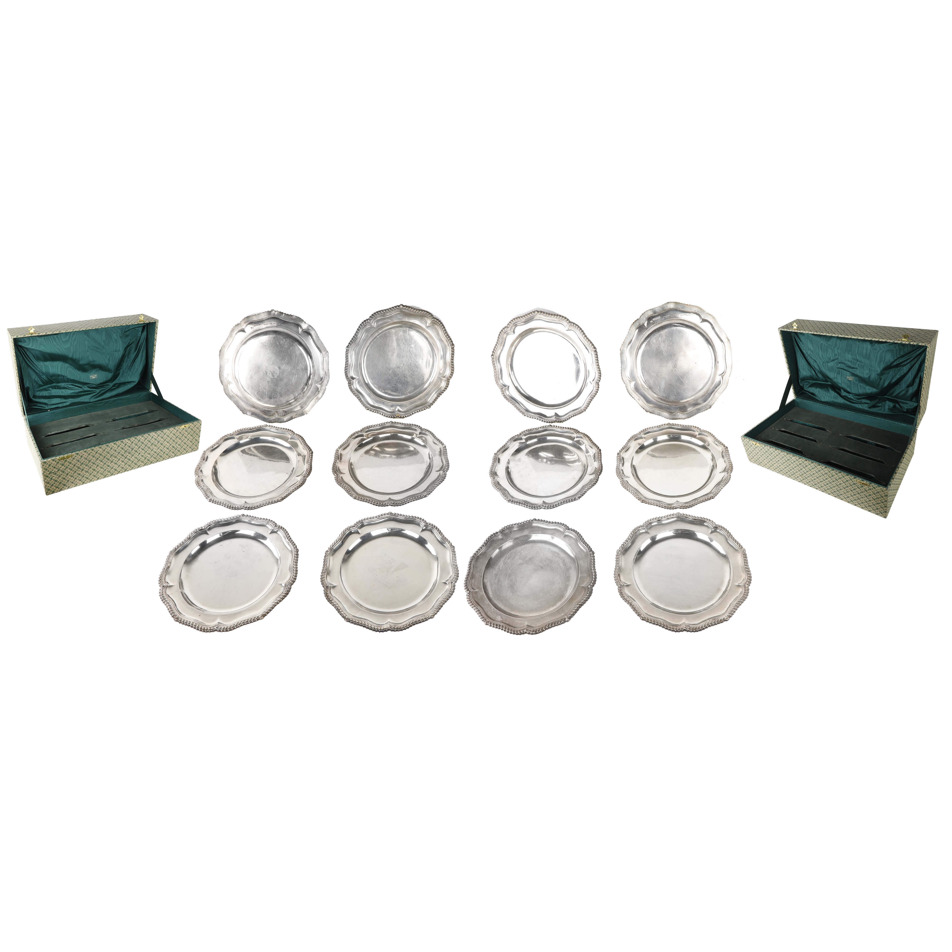 Set di 12 piatti in Argento Sterling "West & Son Dublin" per Collezione BULGARI.