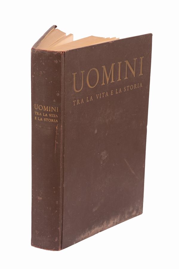 UOMINI TRA LA VITA E LA STORIA