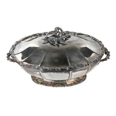 Zuppiera in Argento 800, cm 21,5 x 37 x 24,5