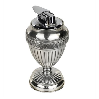 Accendino da tavolo in argento 800, cm 13,0 x 7,0