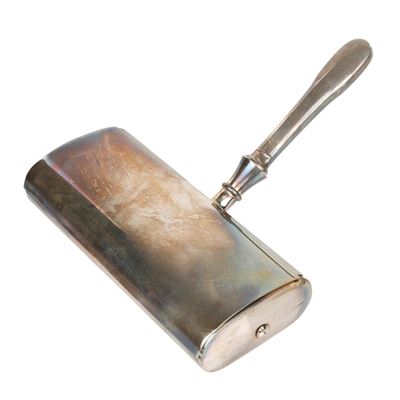 Raccogli briciole con manico in argento e spazzola meccanica, cm 15 x 18